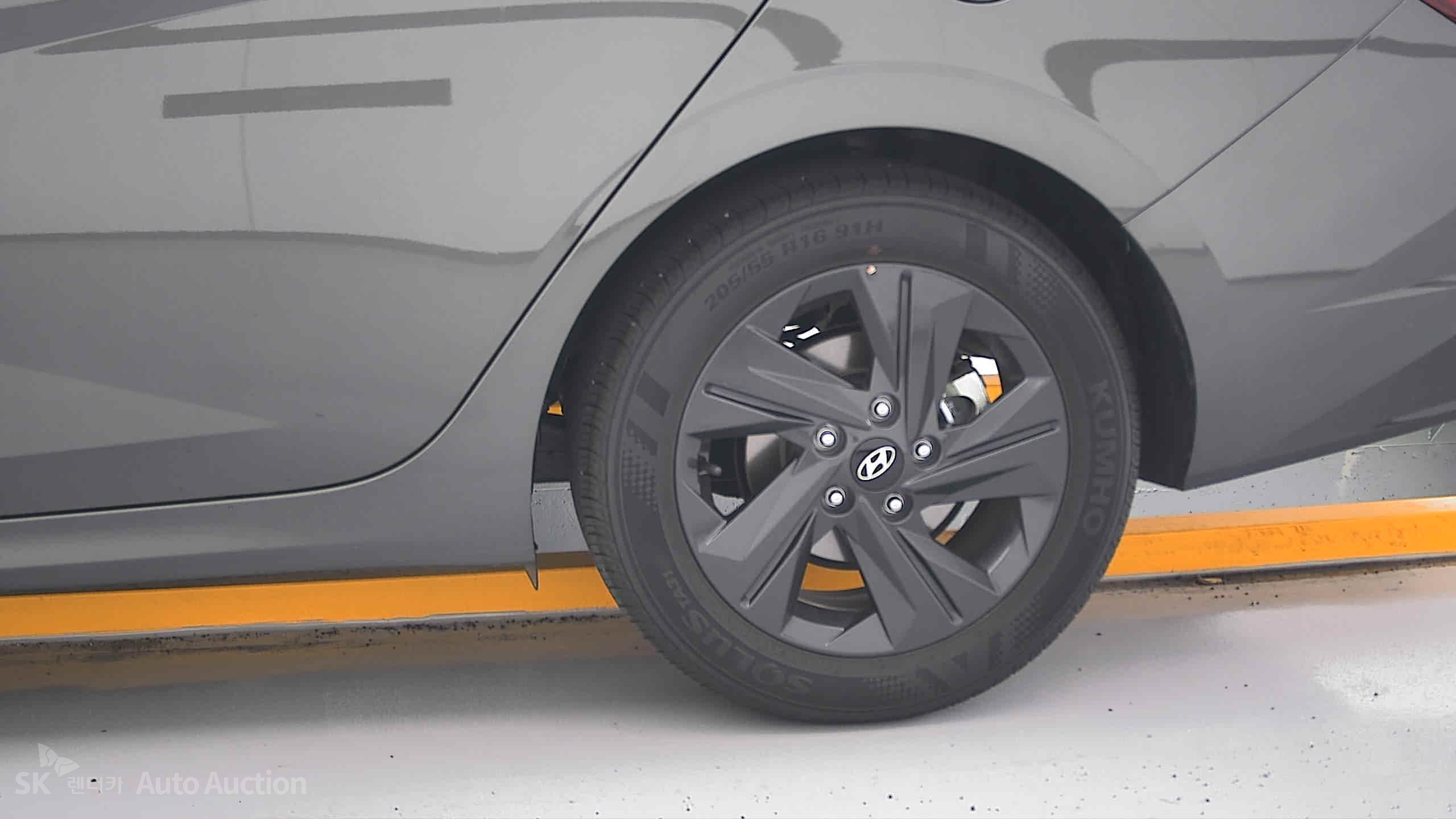 2023 - hyundai avante