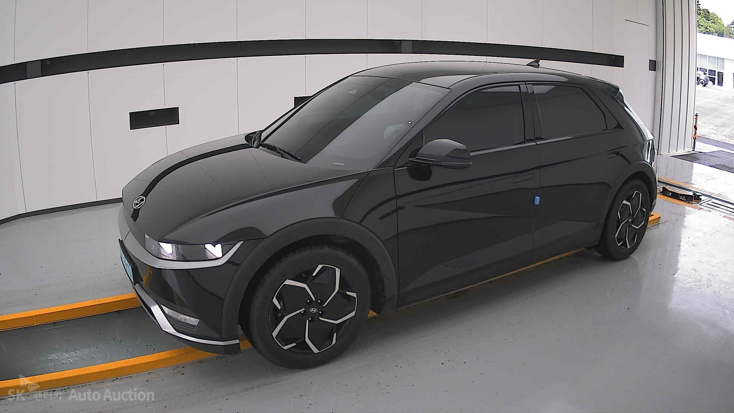 2022 - hyundai ioniq