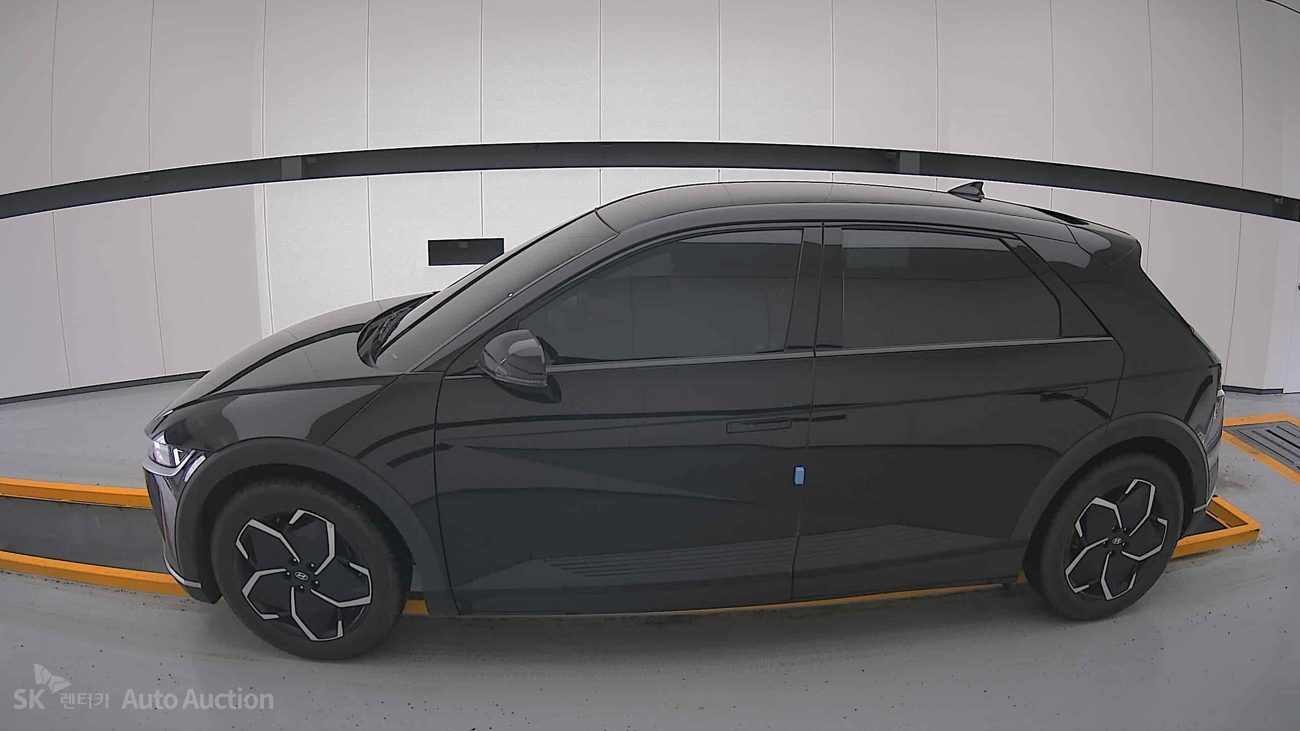 2022 - hyundai ioniq