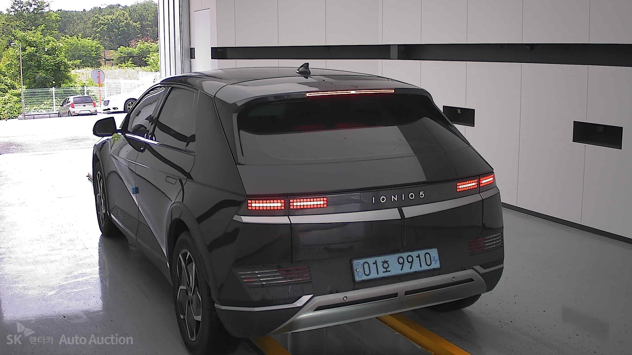 2022 - hyundai ioniq