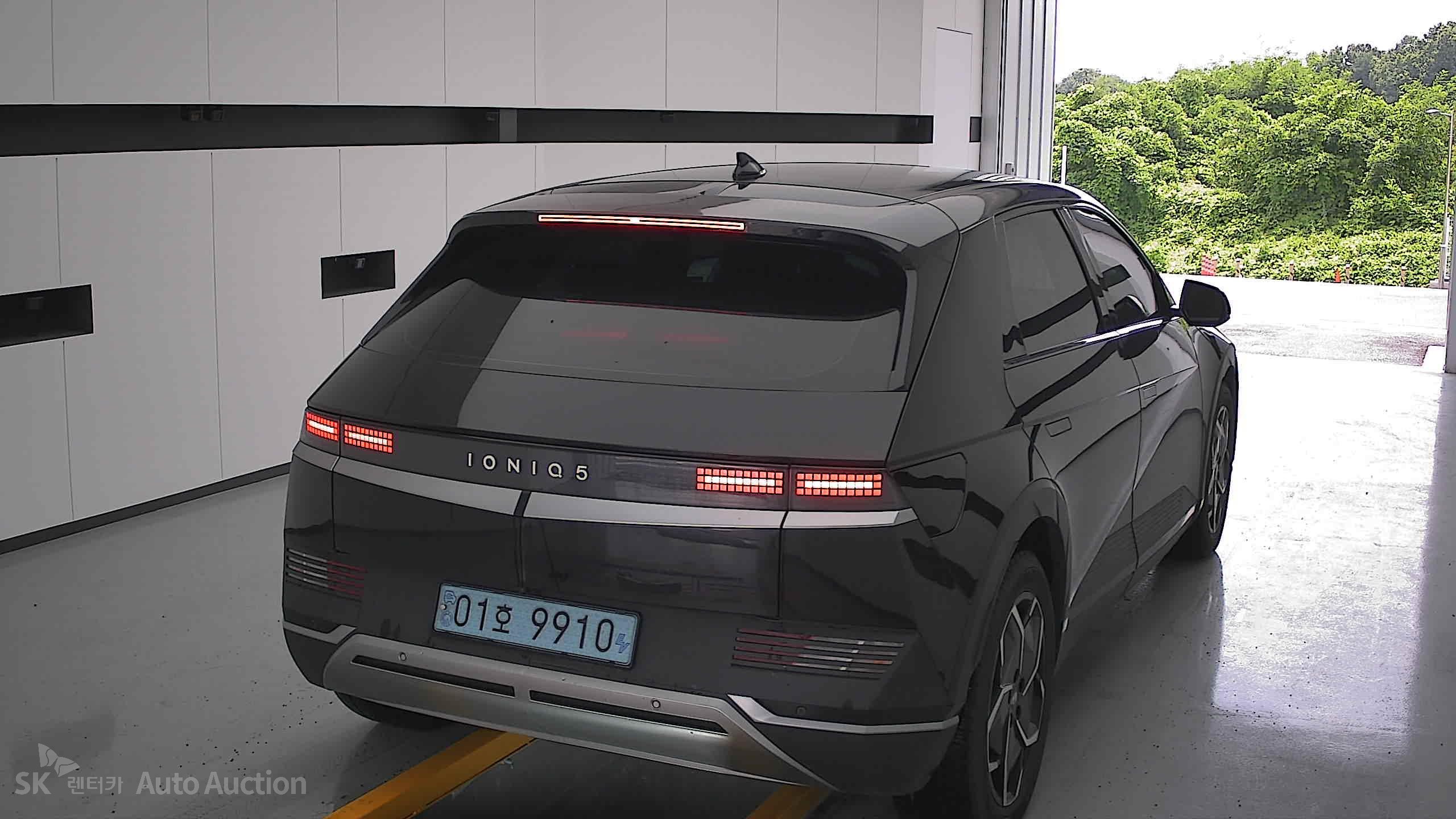 2022 - hyundai ioniq