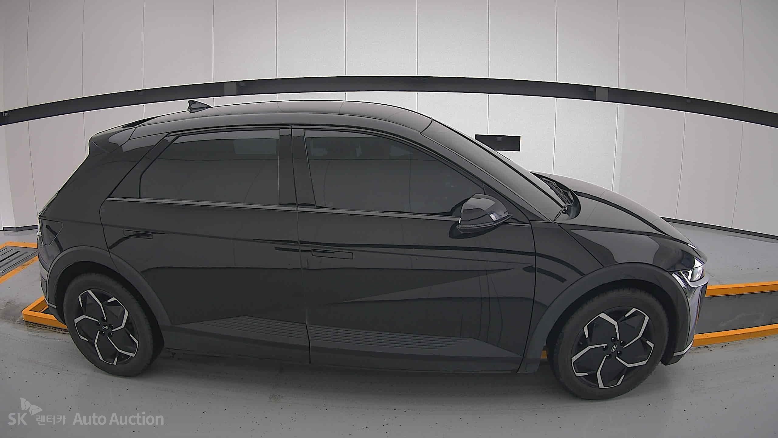 2022 - hyundai ioniq
