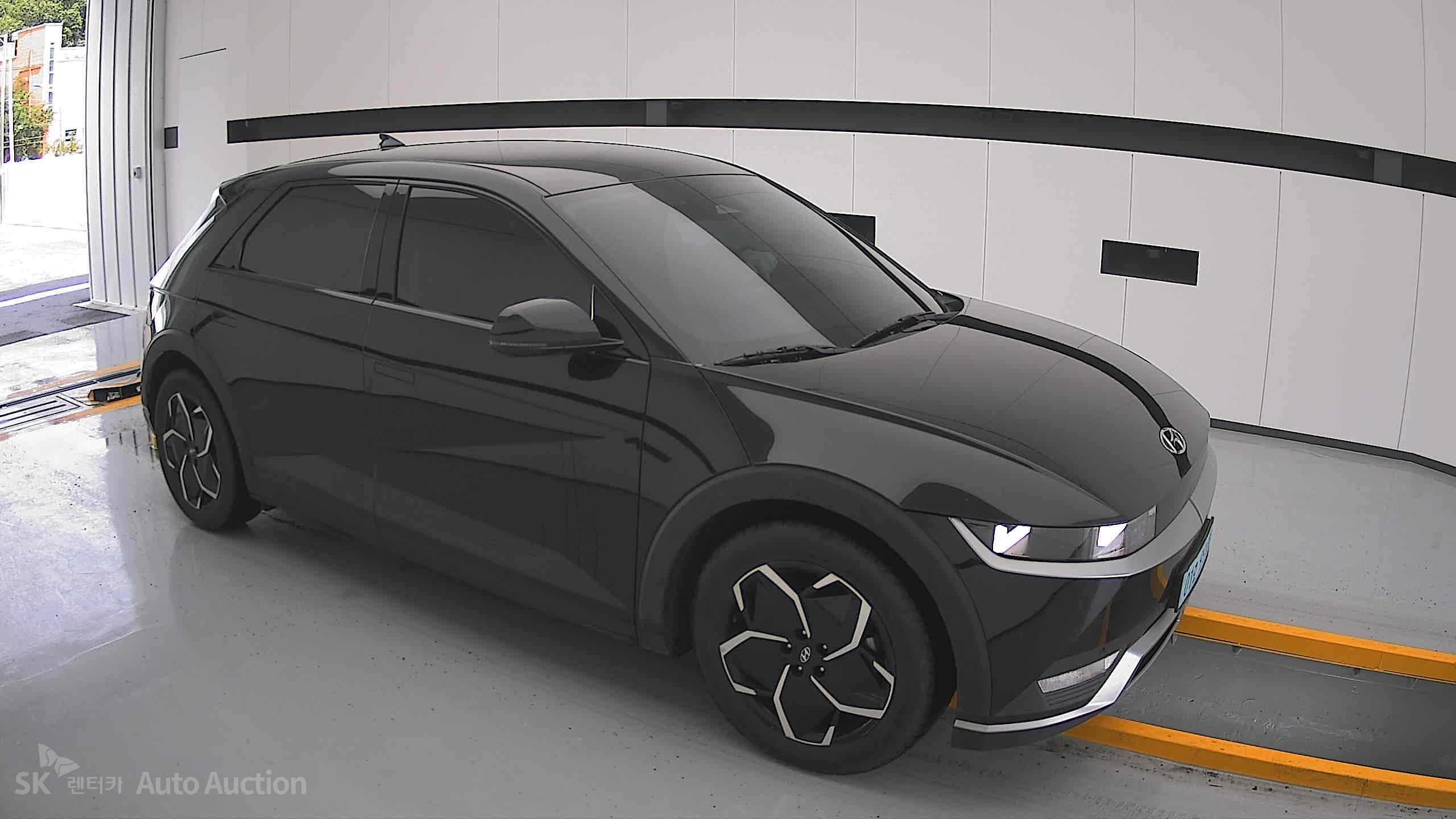 2022 - hyundai ioniq