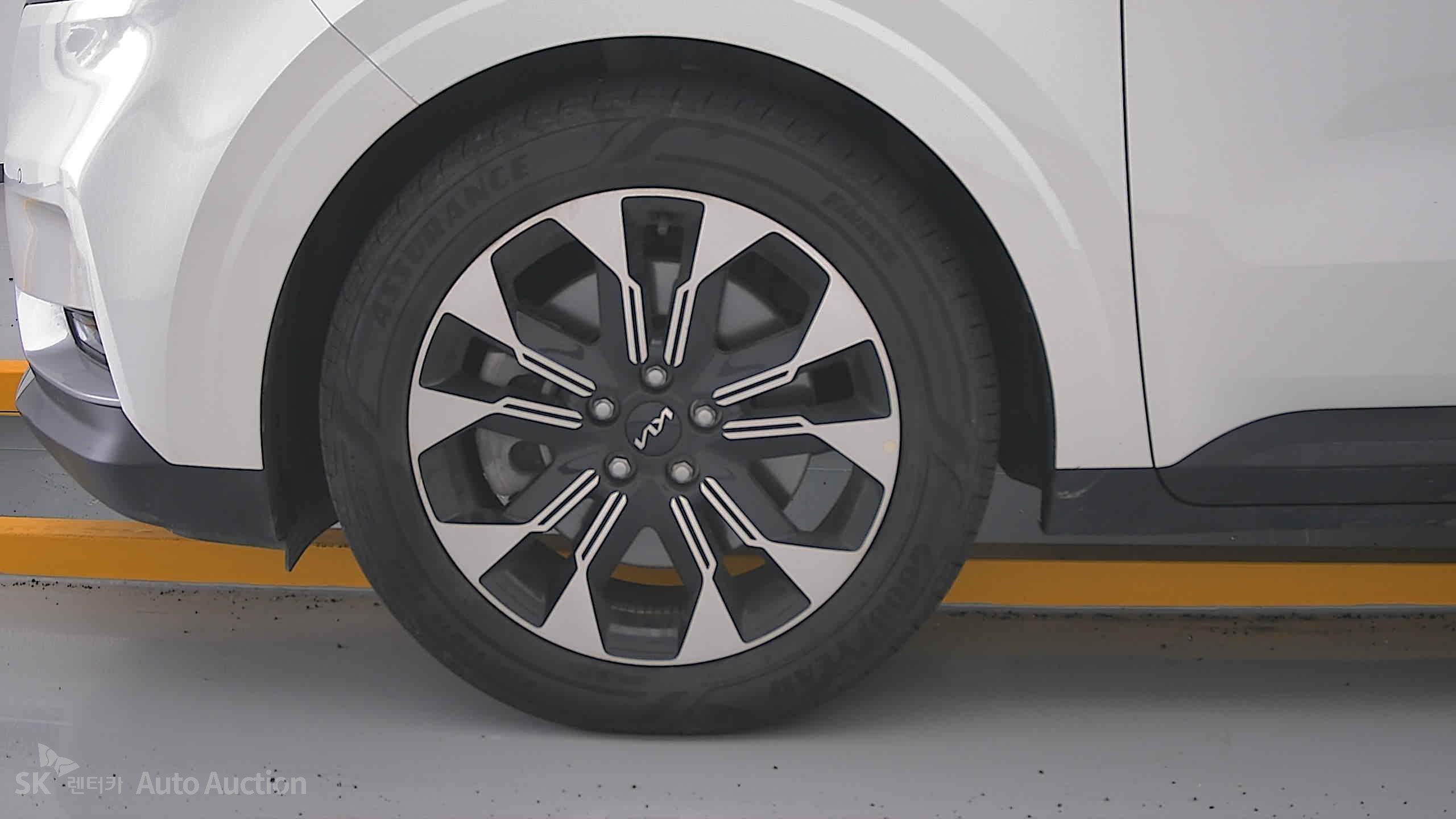 2023 - kia carnival