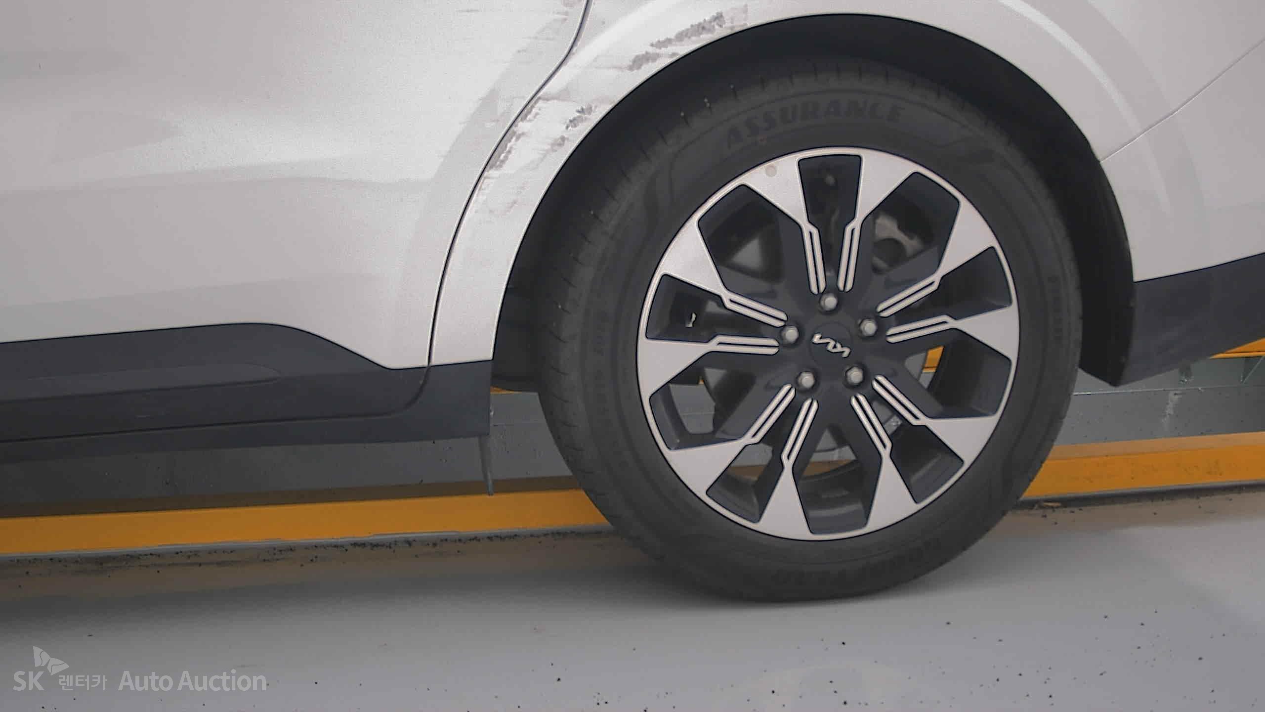 2023 - kia carnival