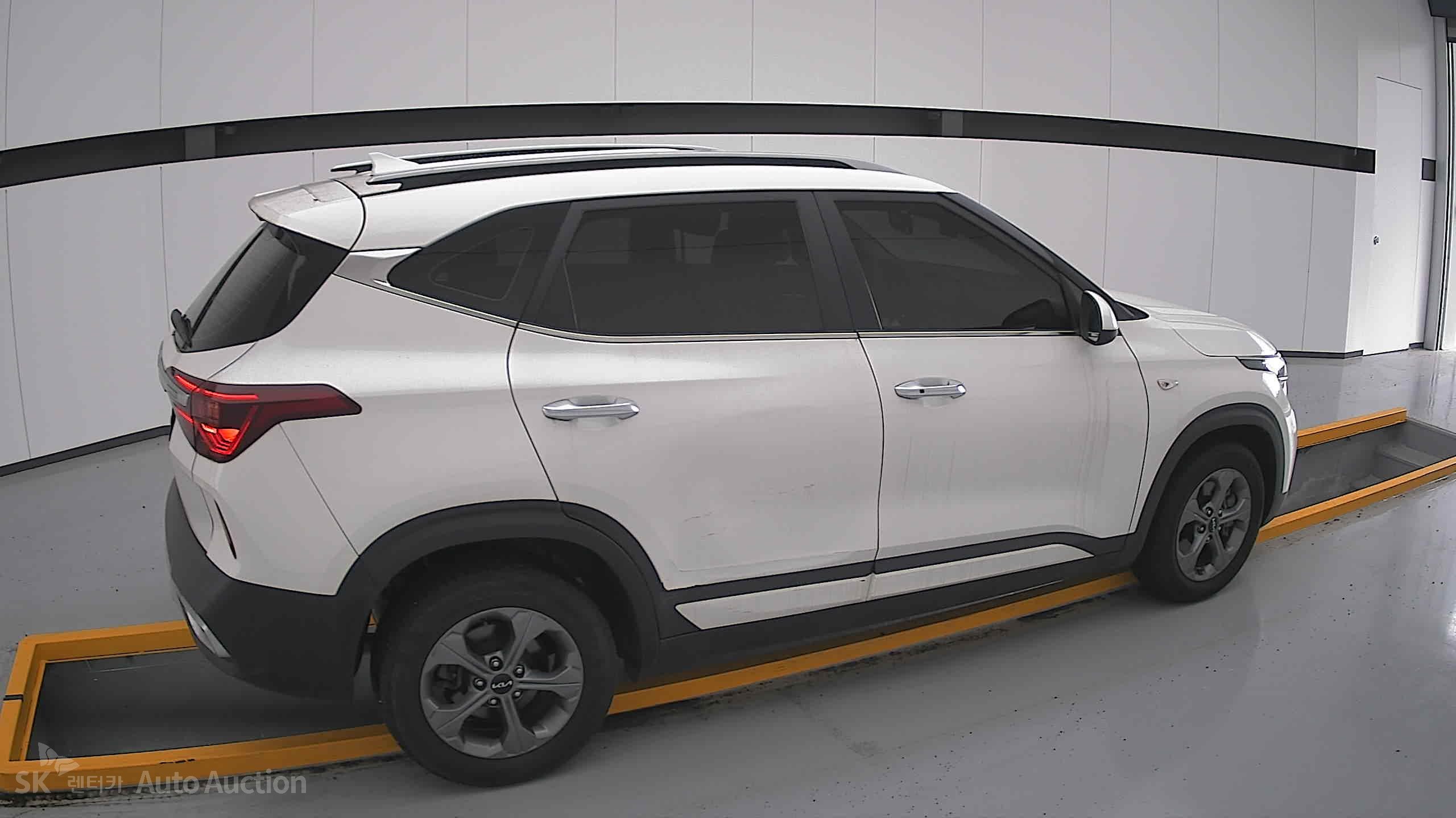 2023 - kia seltos