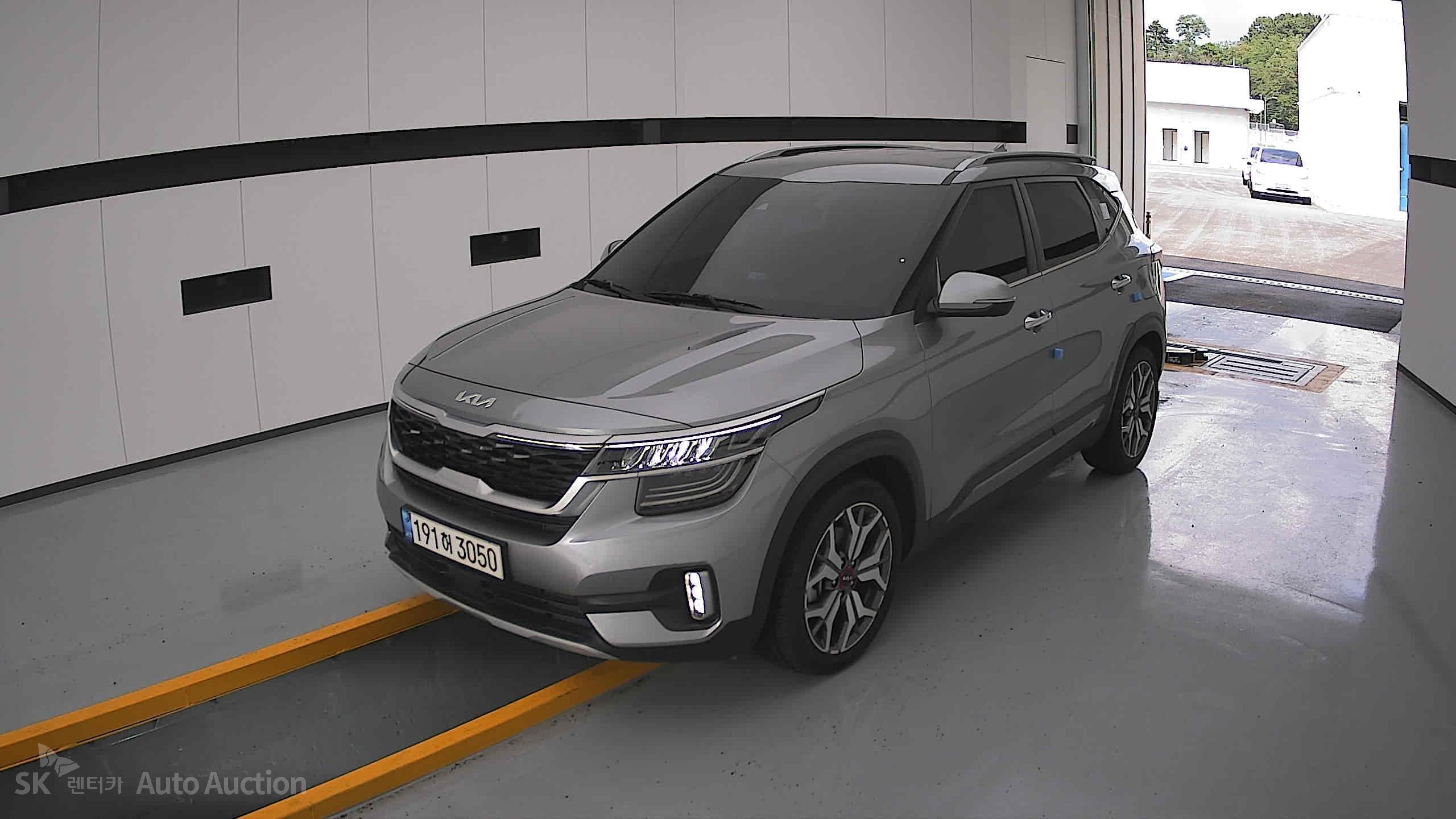 2023 - kia seltos