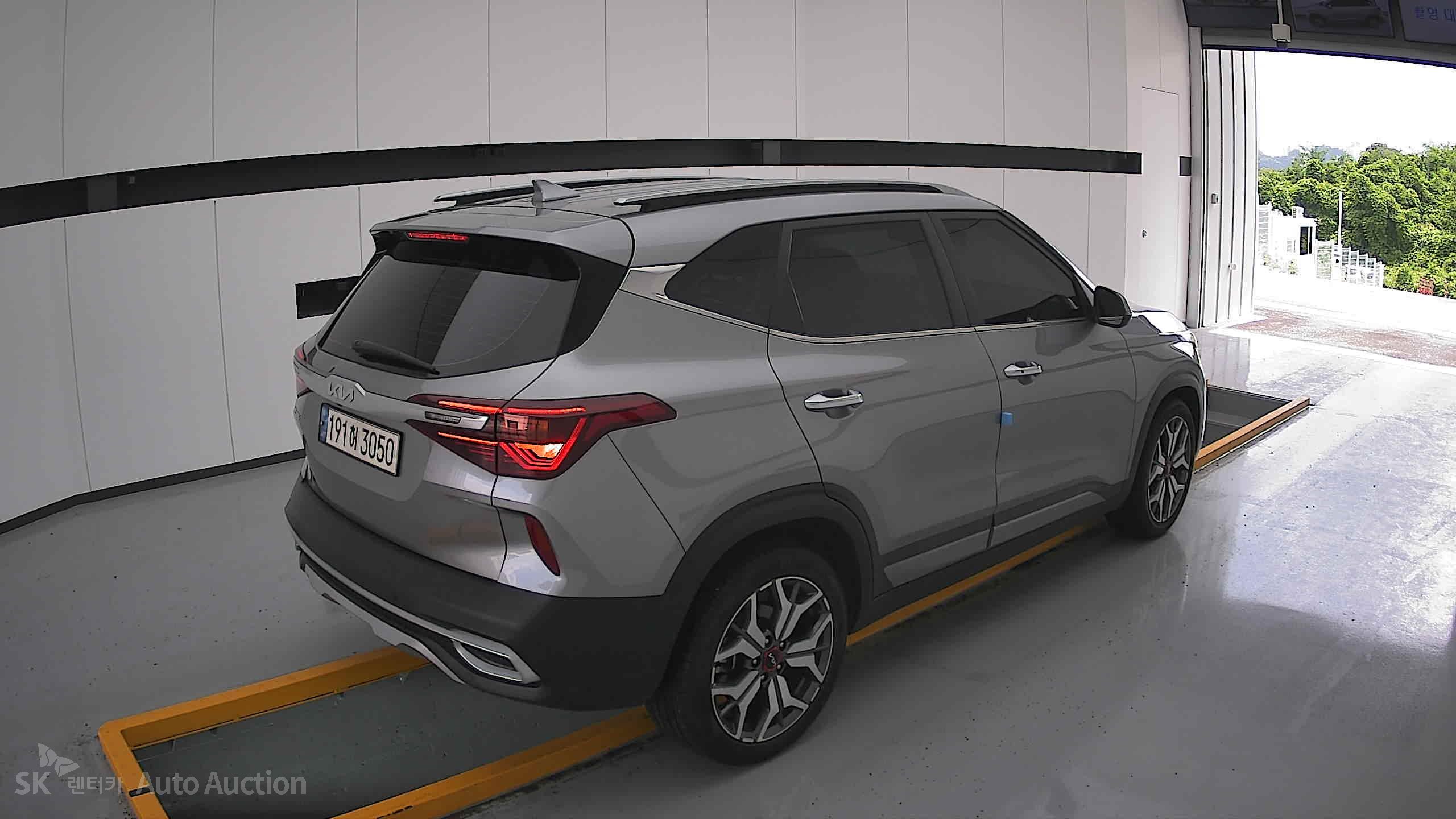2023 - kia seltos