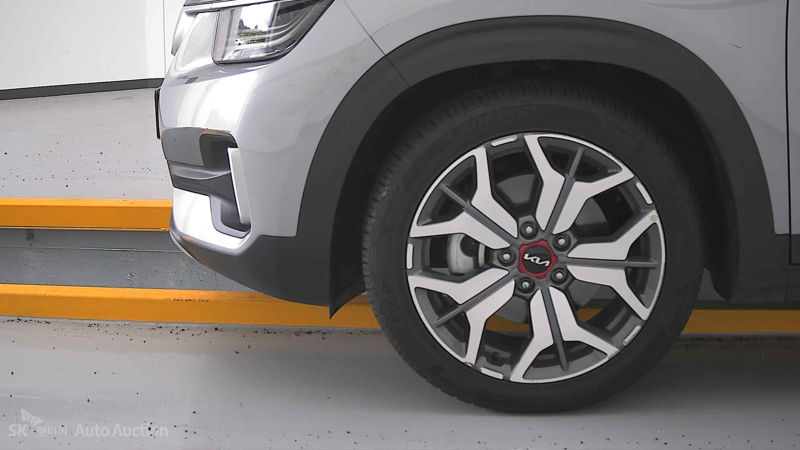 2023 - kia seltos