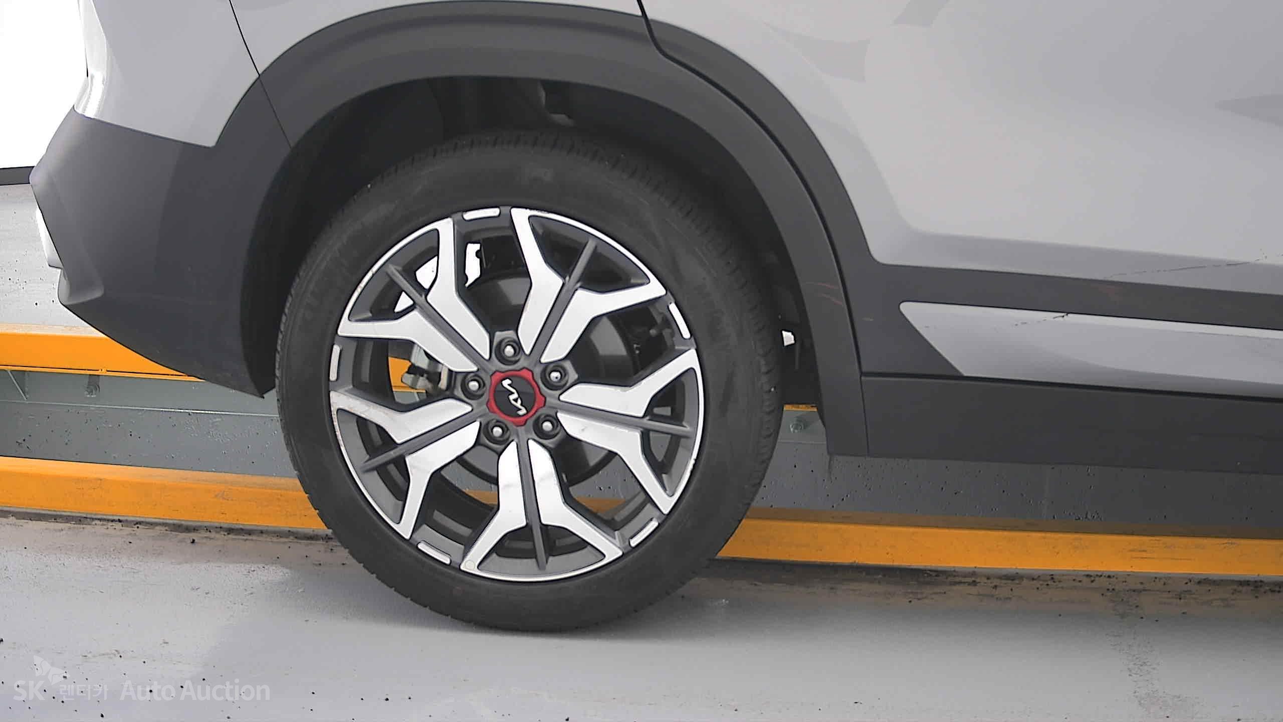2023 - kia seltos