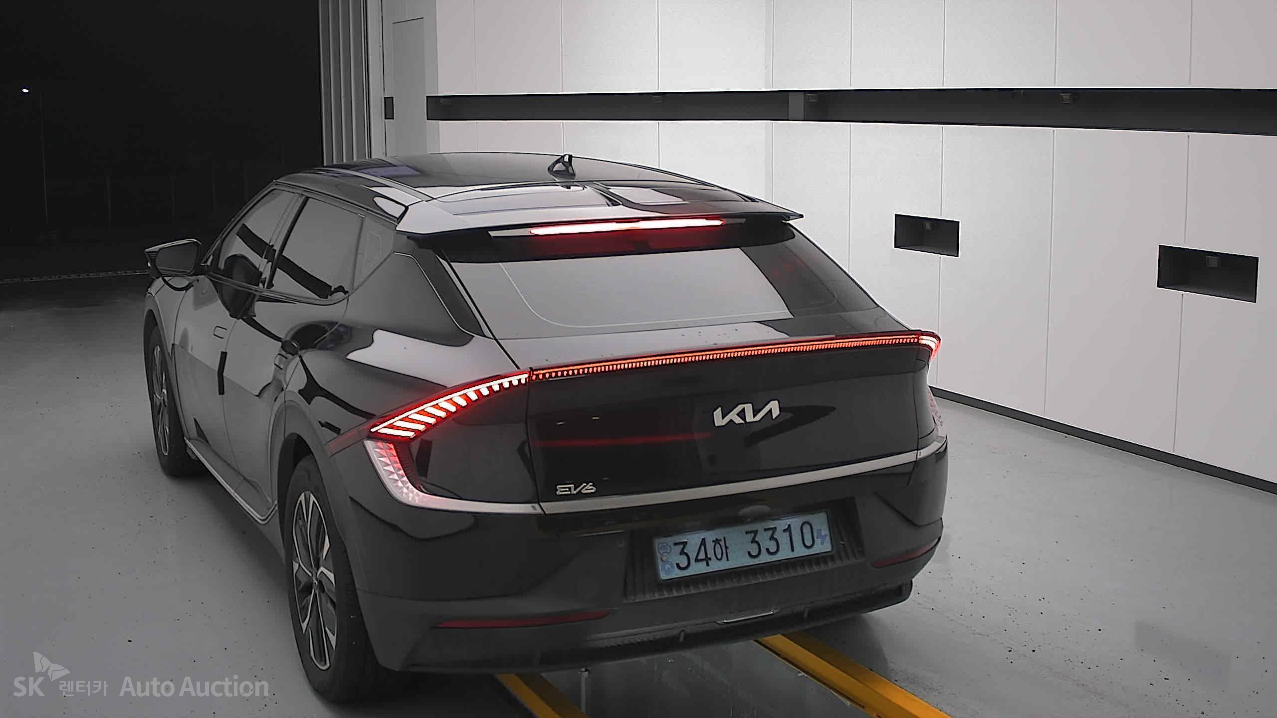 2022 - kia ev6
