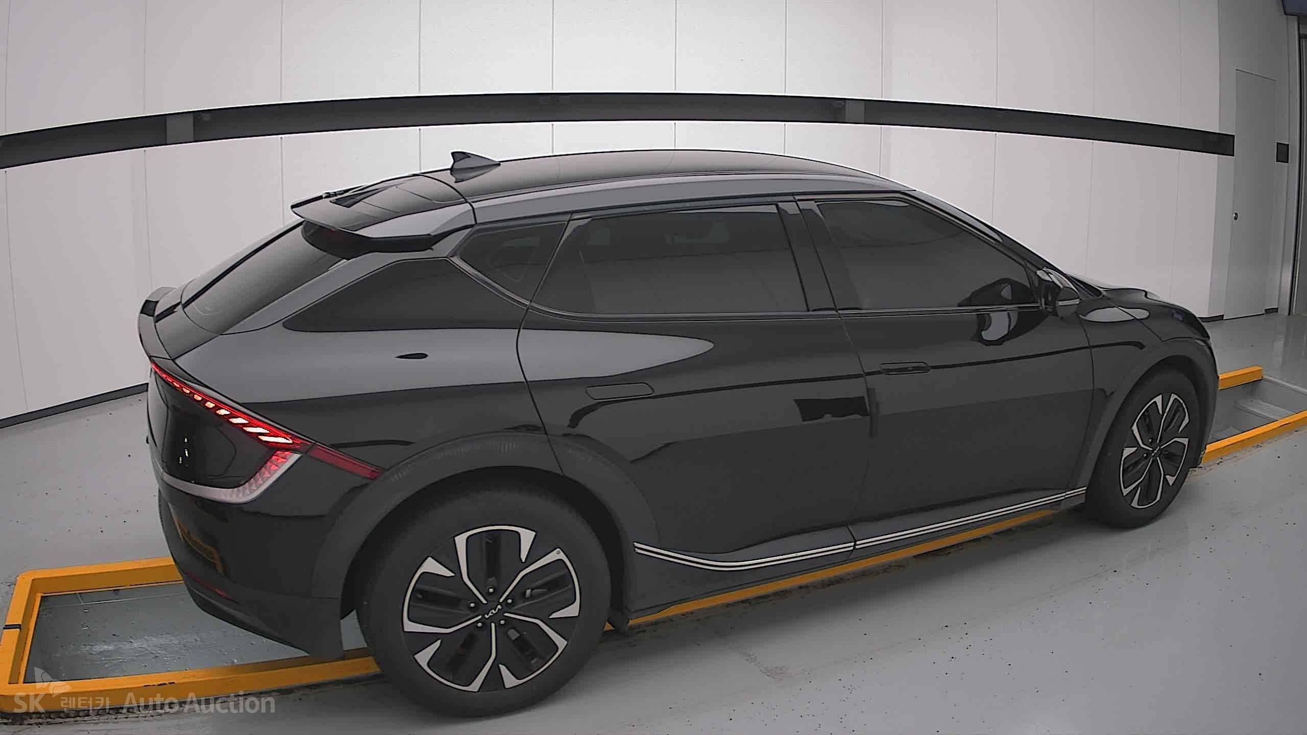 2022 - kia ev6