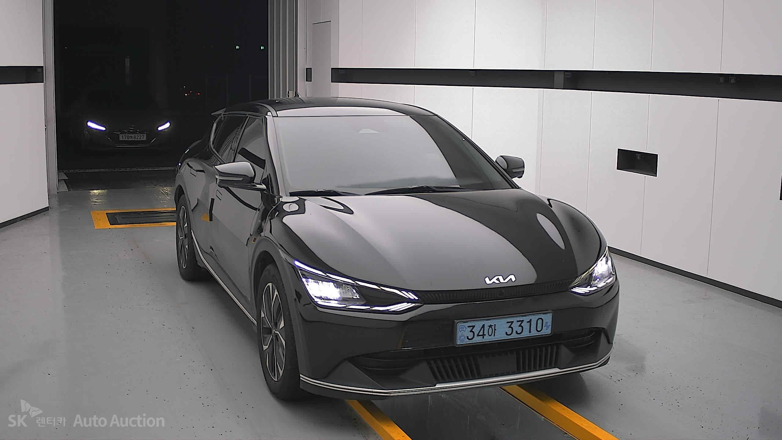 2022 - kia ev6