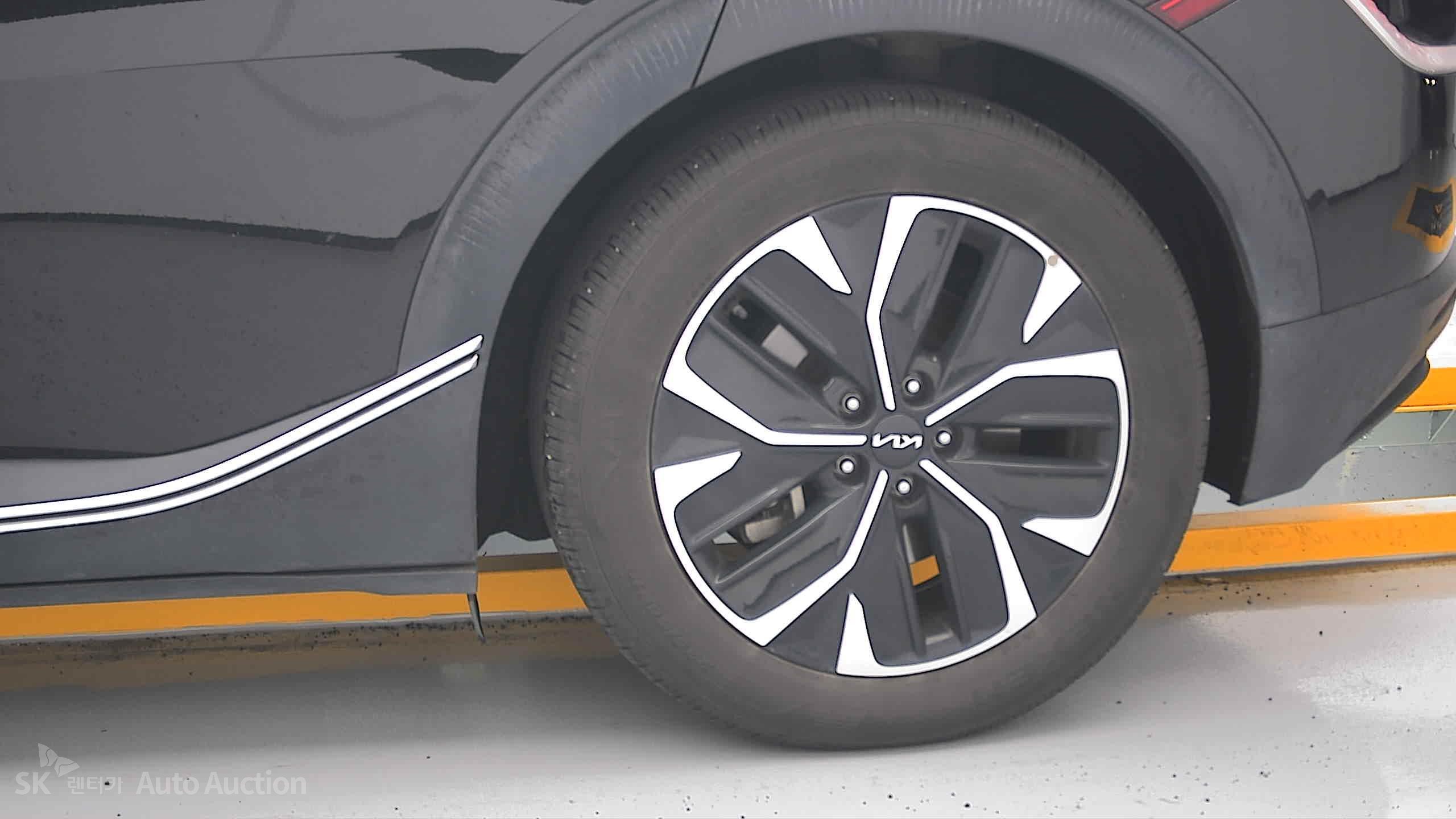 2022 - kia ev6