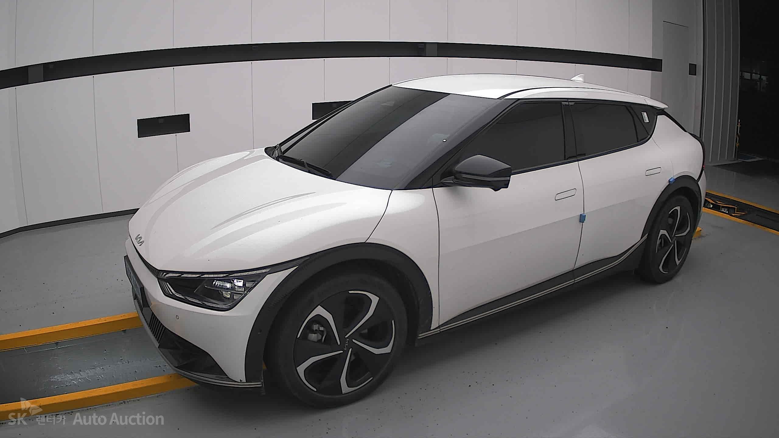 2022 - kia ev6