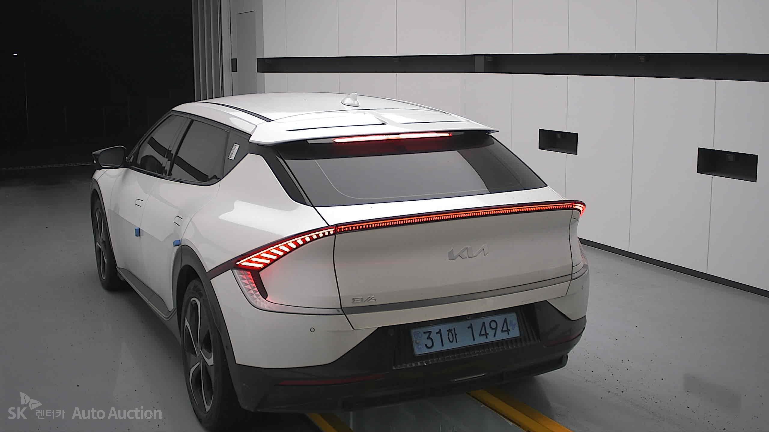 2022 - kia ev6