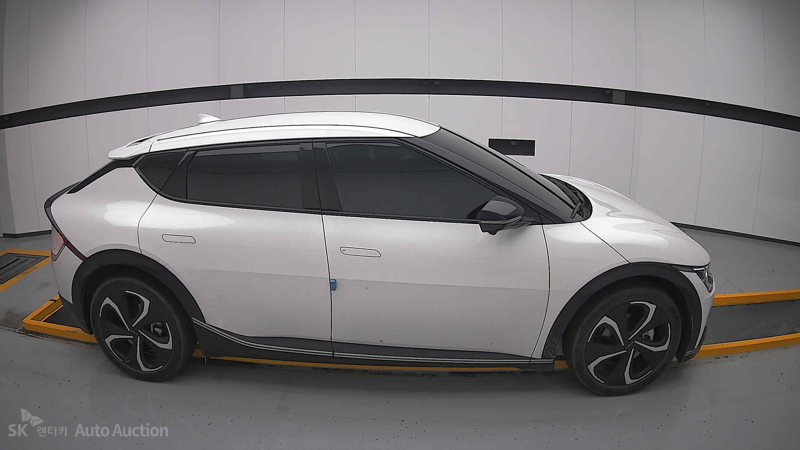 2022 - kia ev6