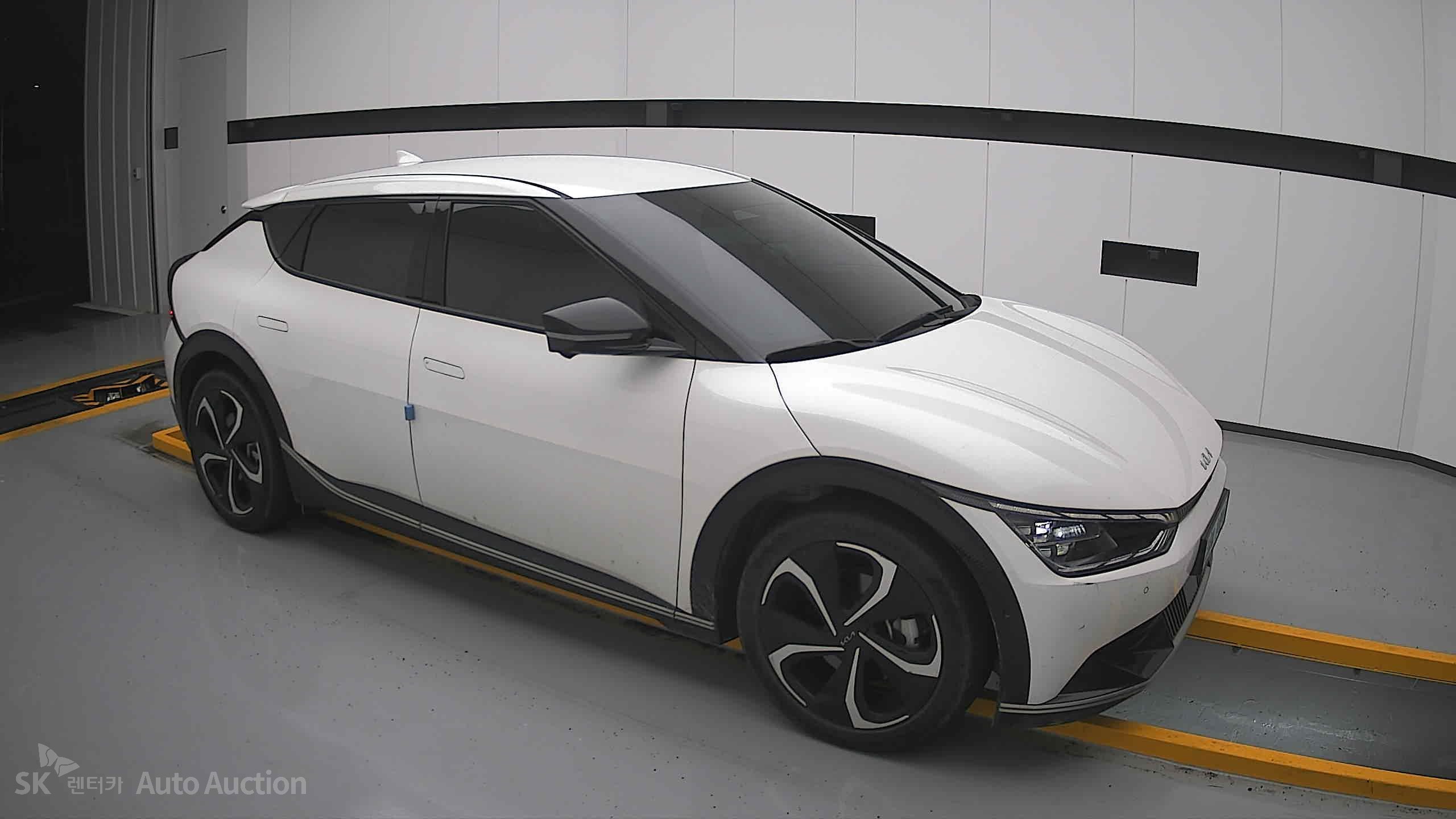 2022 - kia ev6
