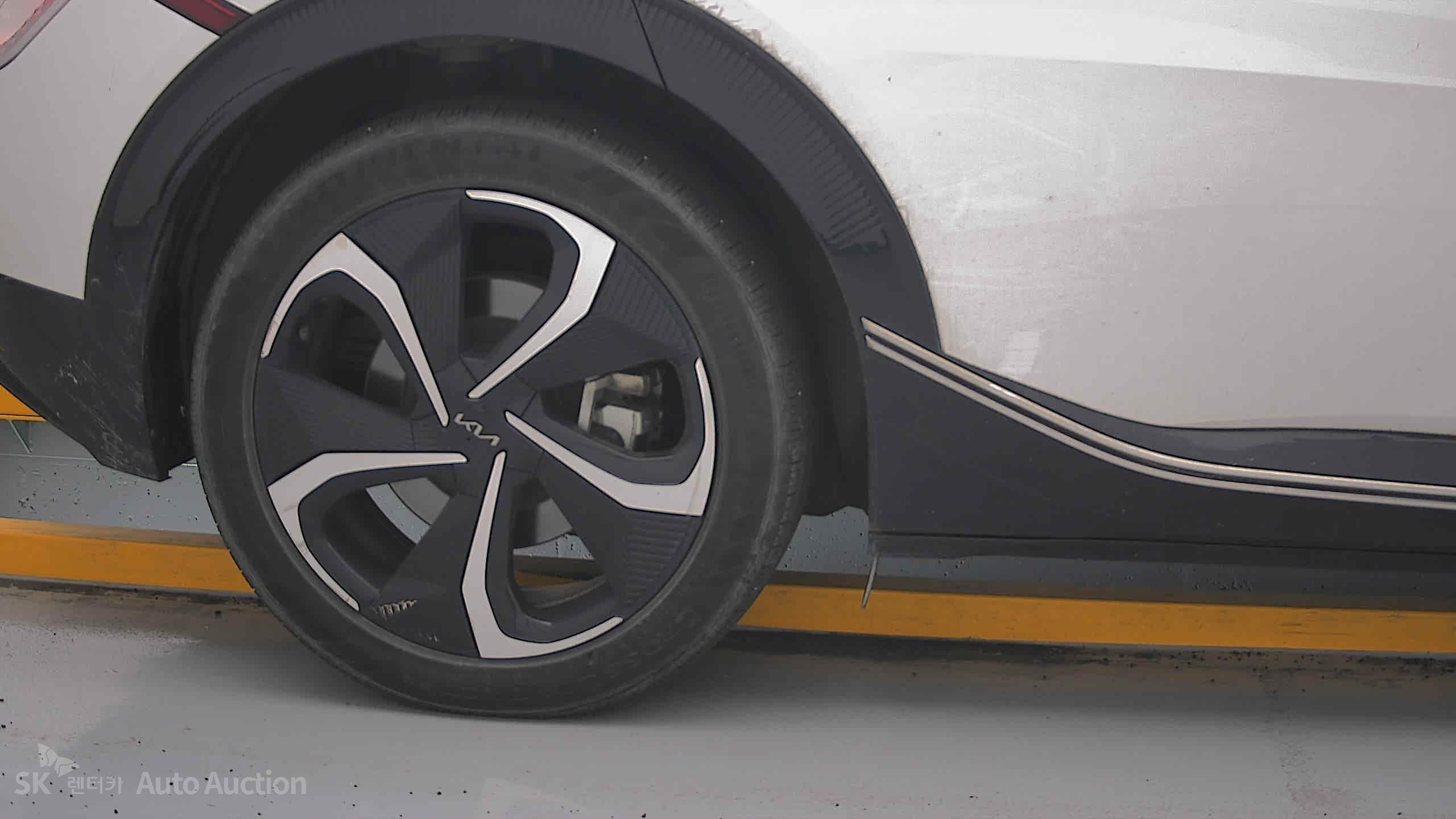 2022 - kia ev6