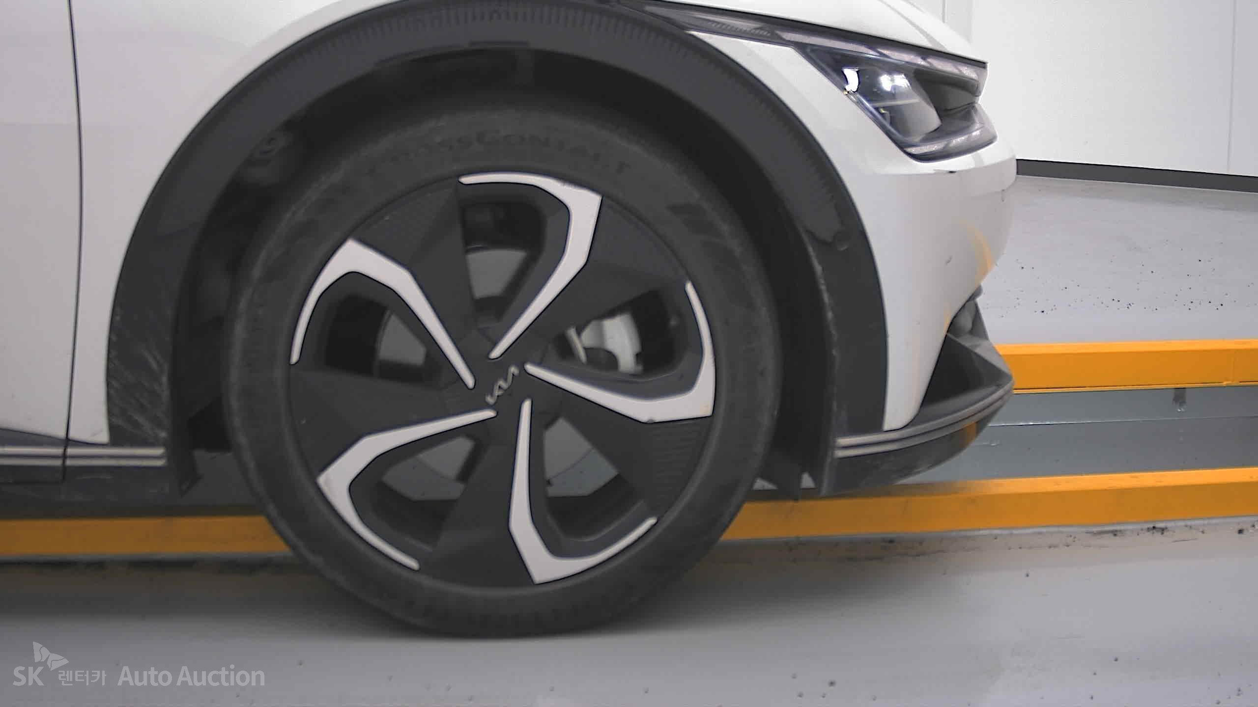 2022 - kia ev6