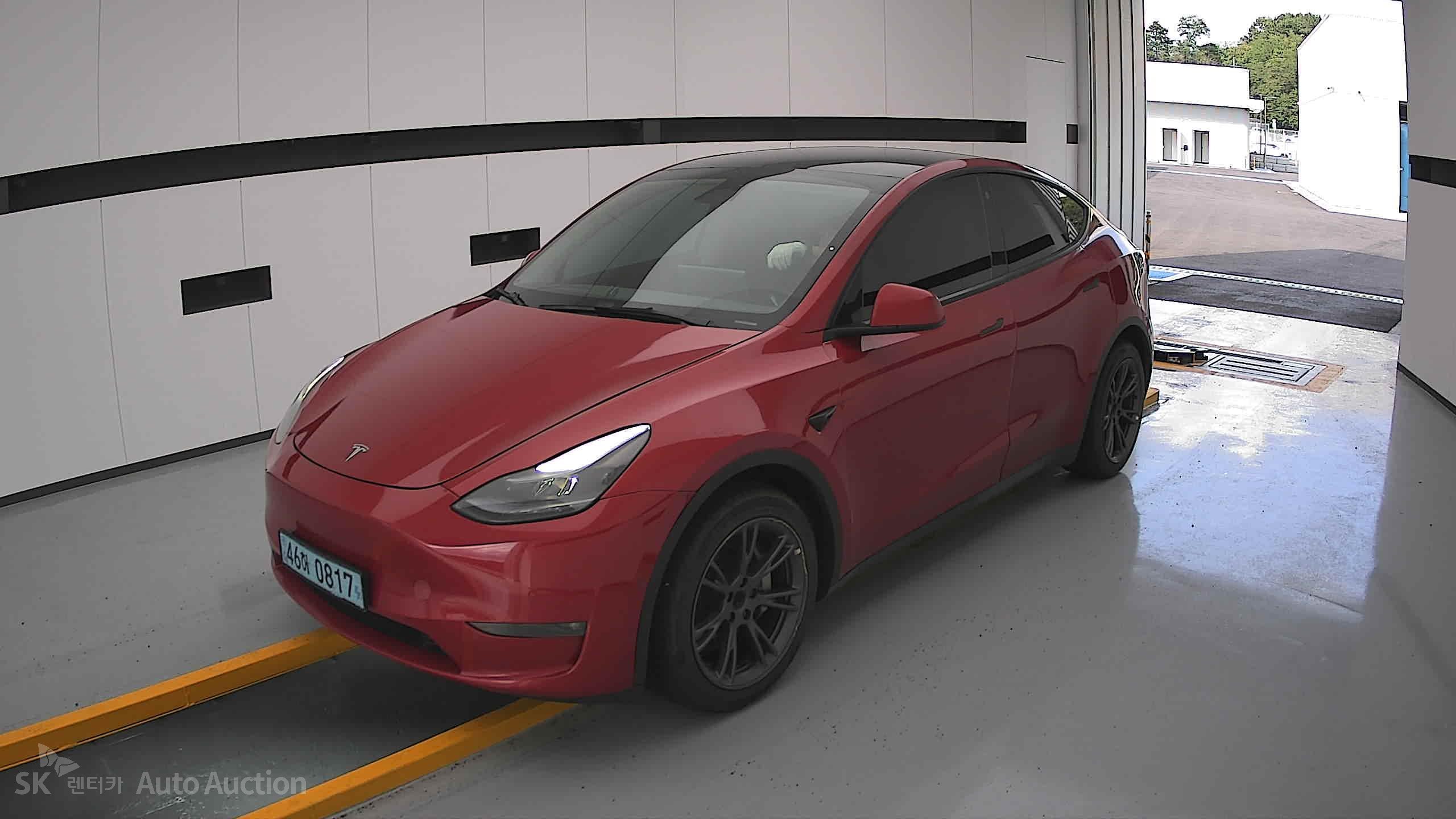 2022 - tesla model y