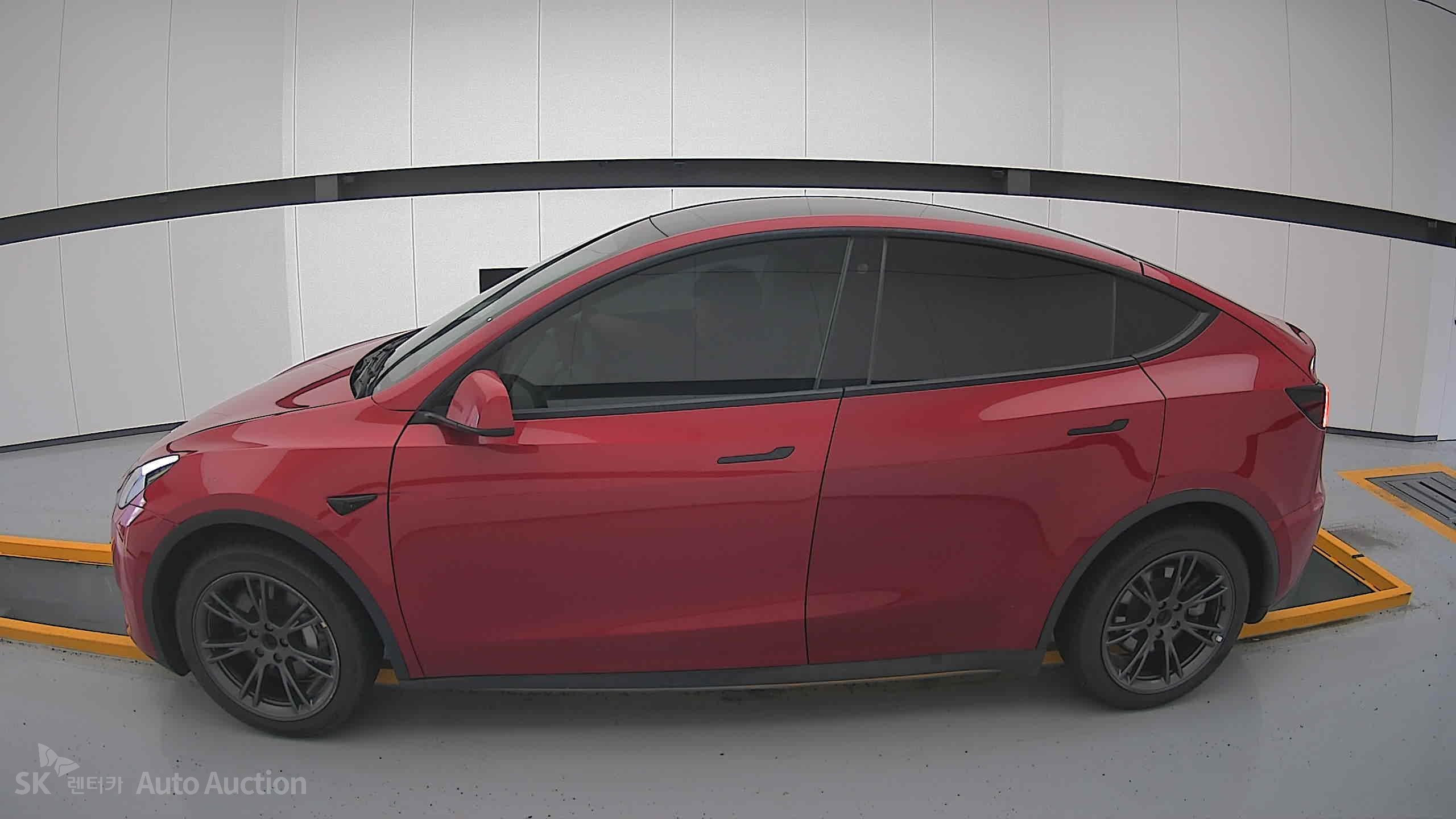 2022 - tesla model y