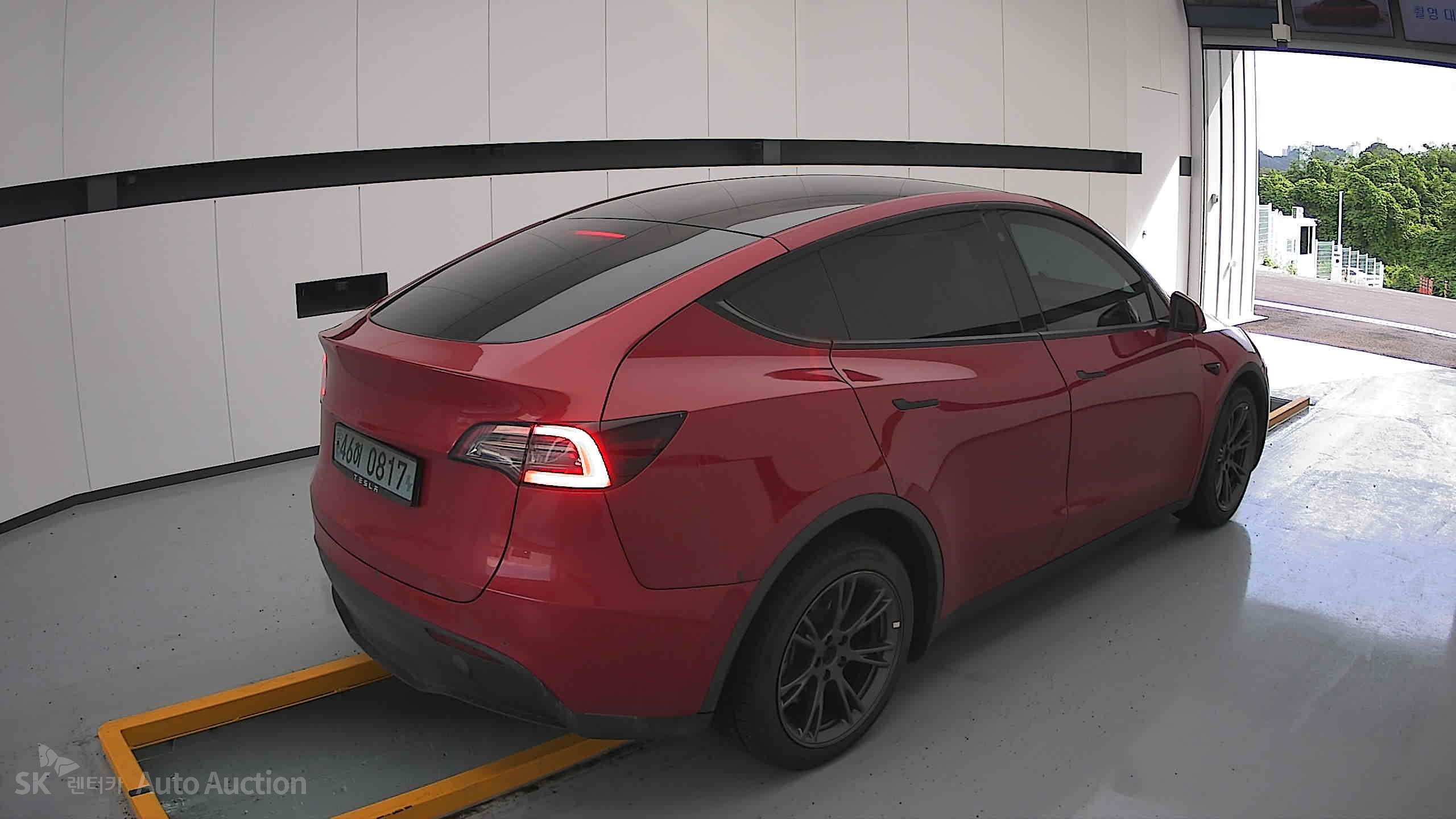 2022 - tesla model y