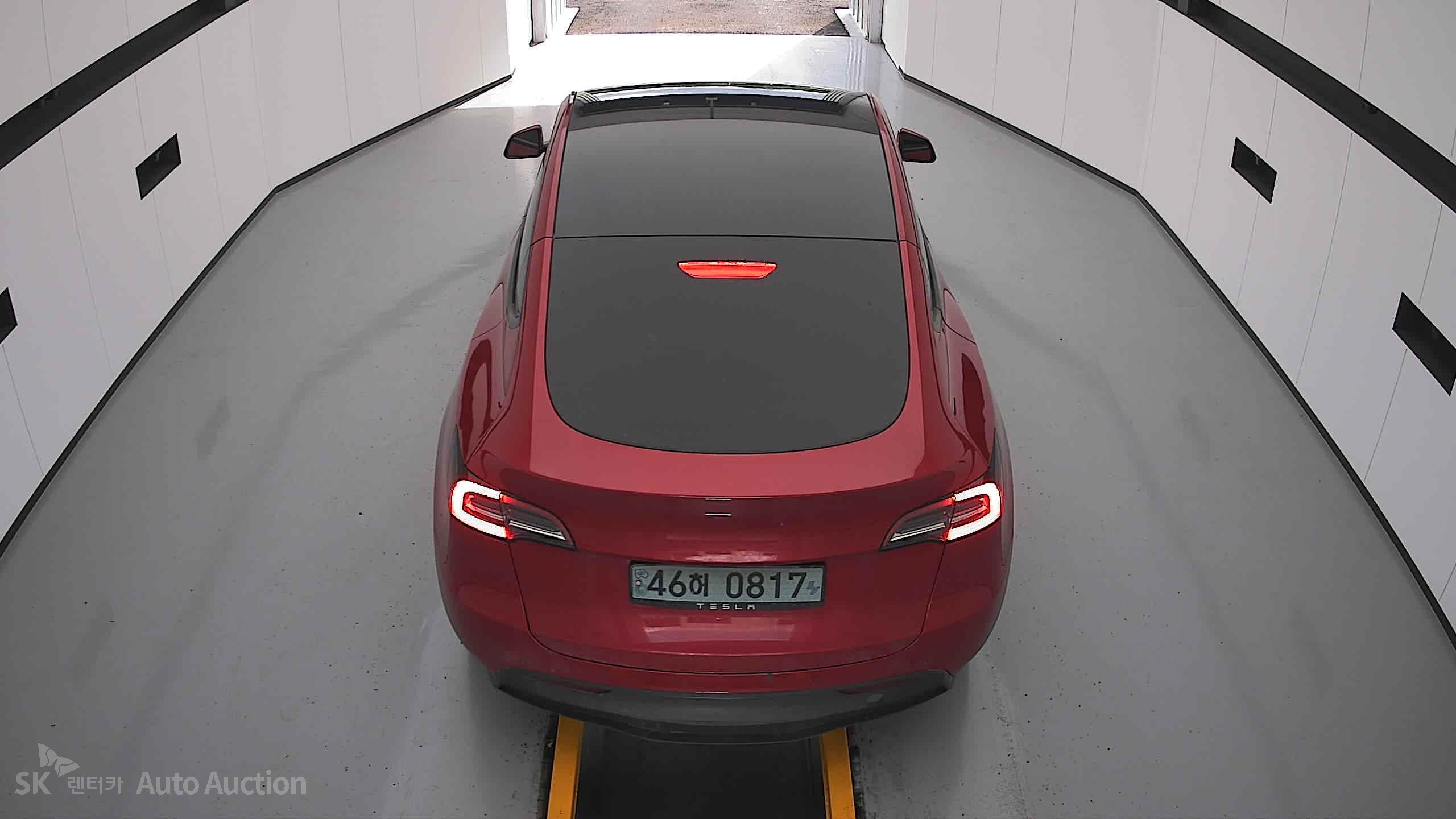 2022 - tesla model y