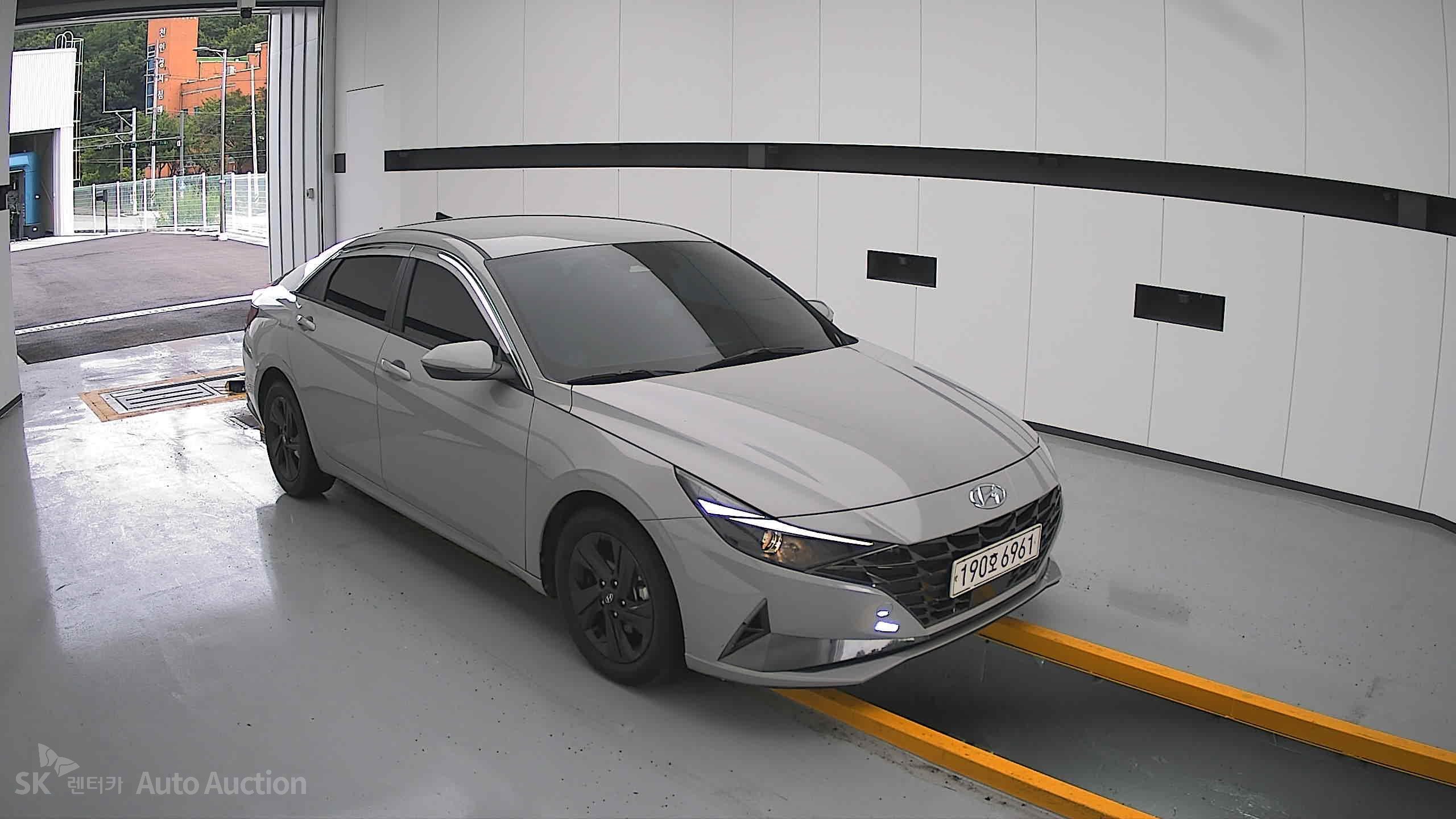 2023 - hyundai avante