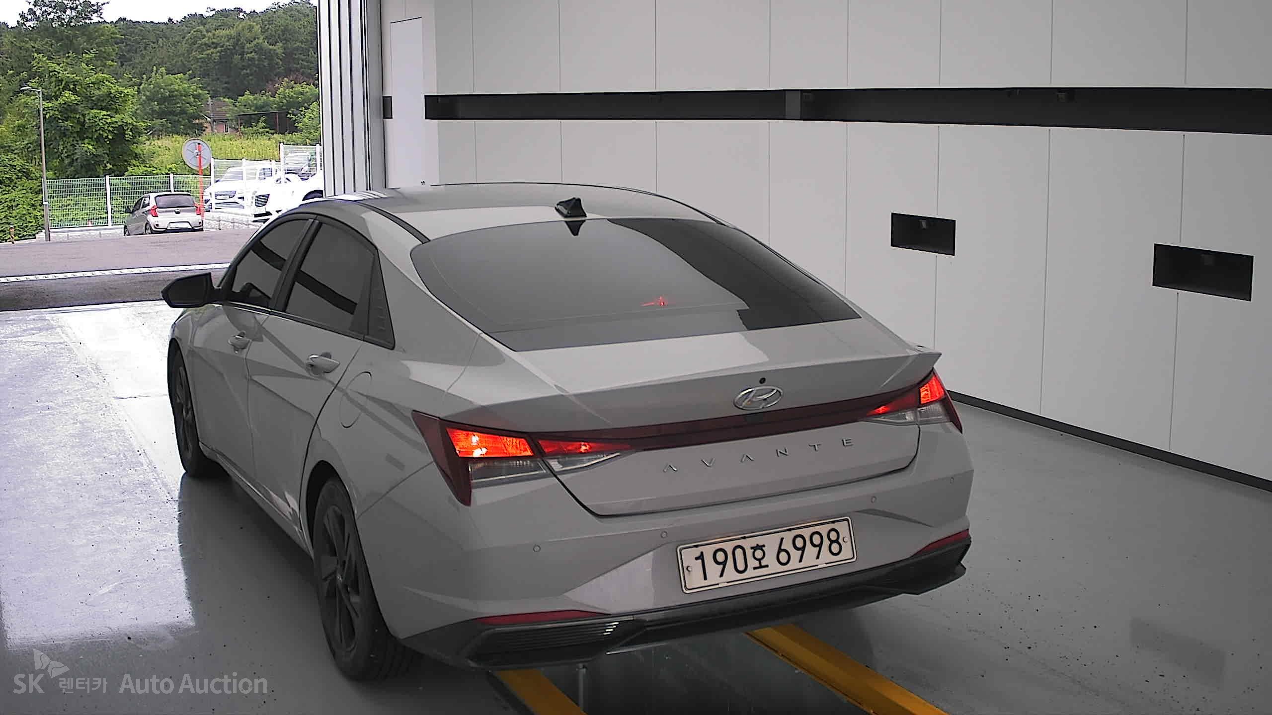 2023 - hyundai avante