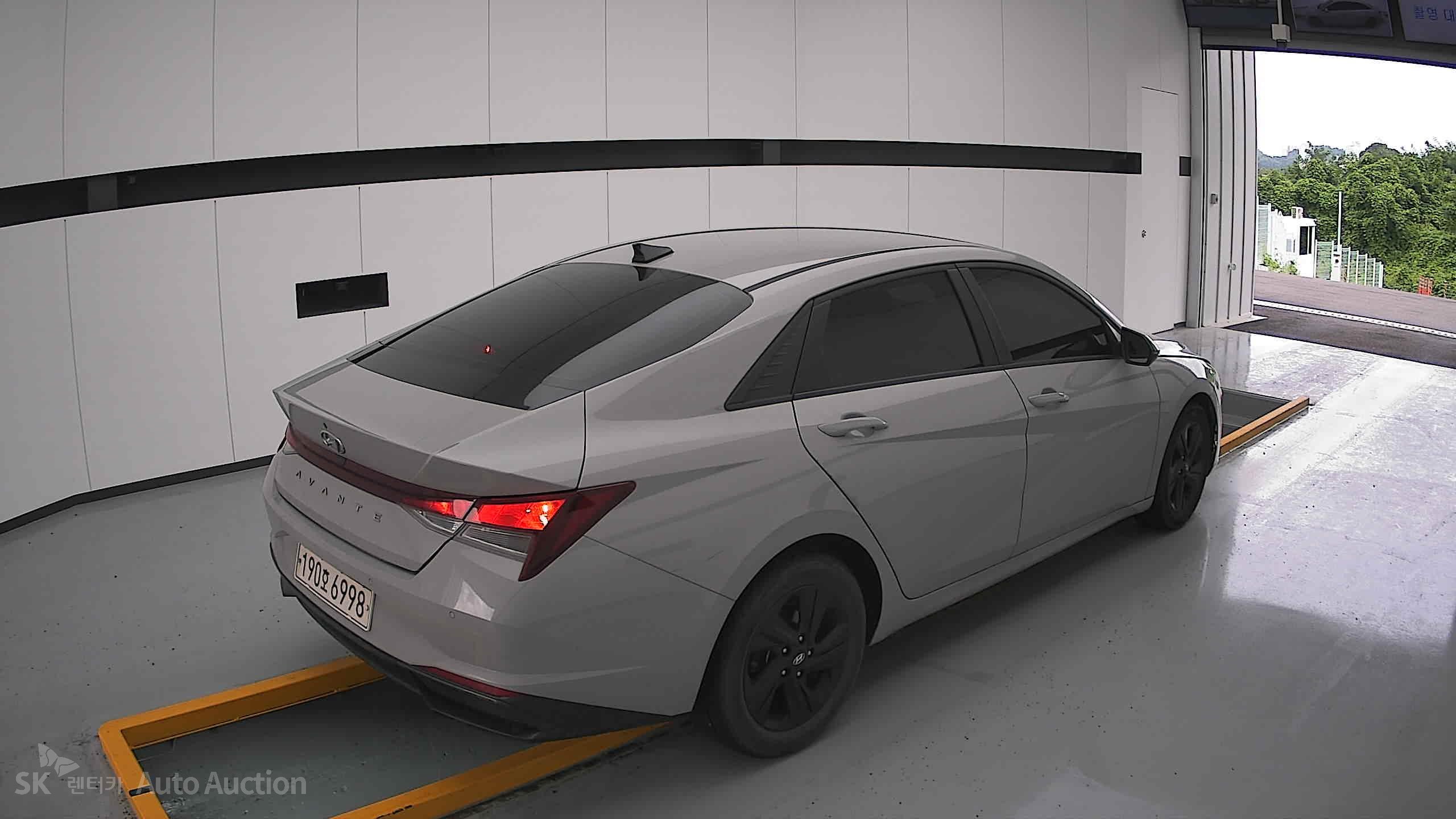 2023 - hyundai avante
