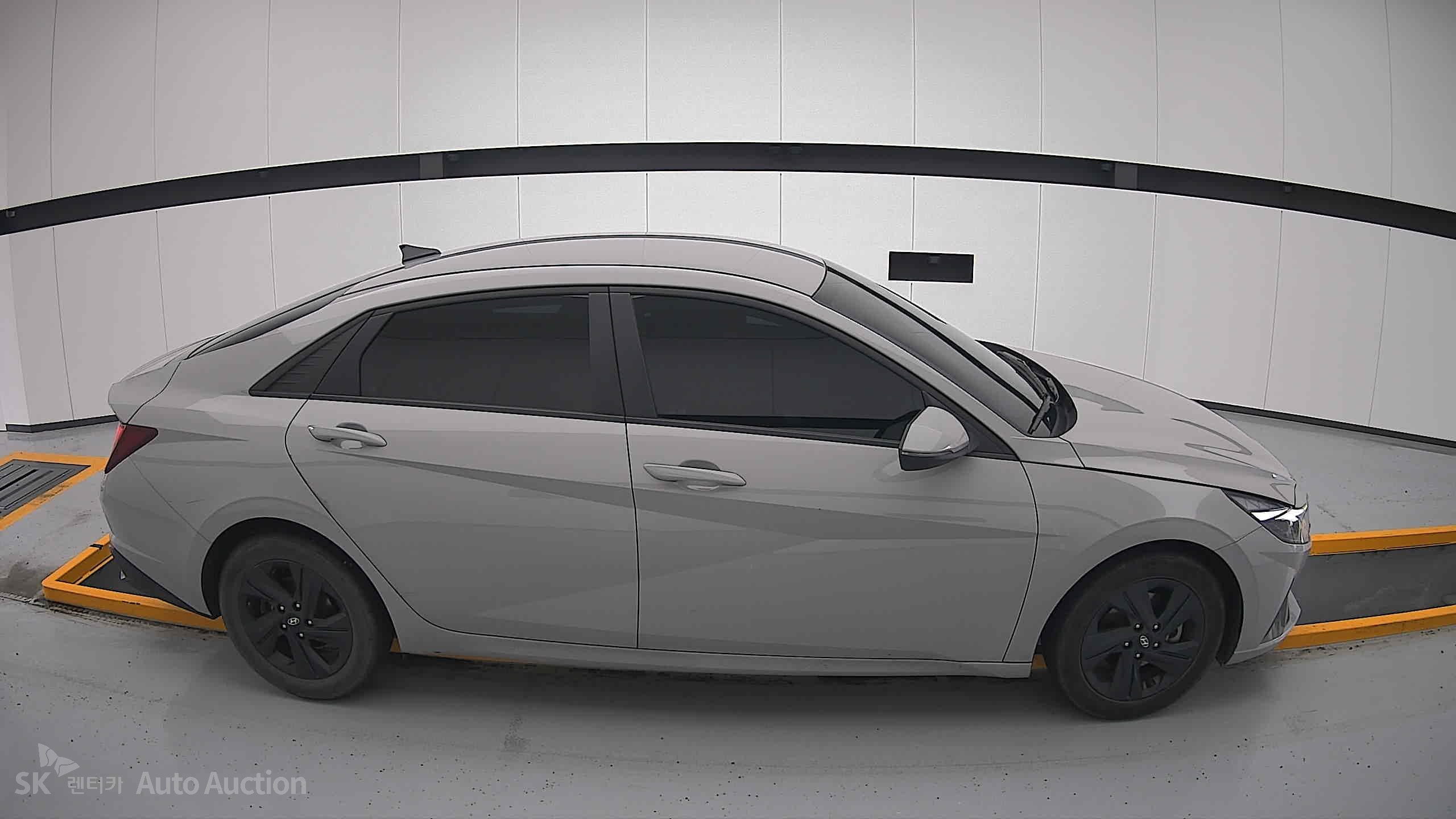 2023 - hyundai avante