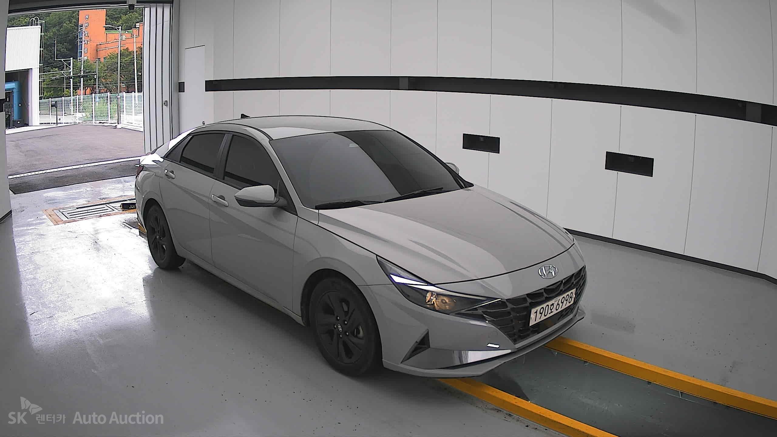 2023 - hyundai avante