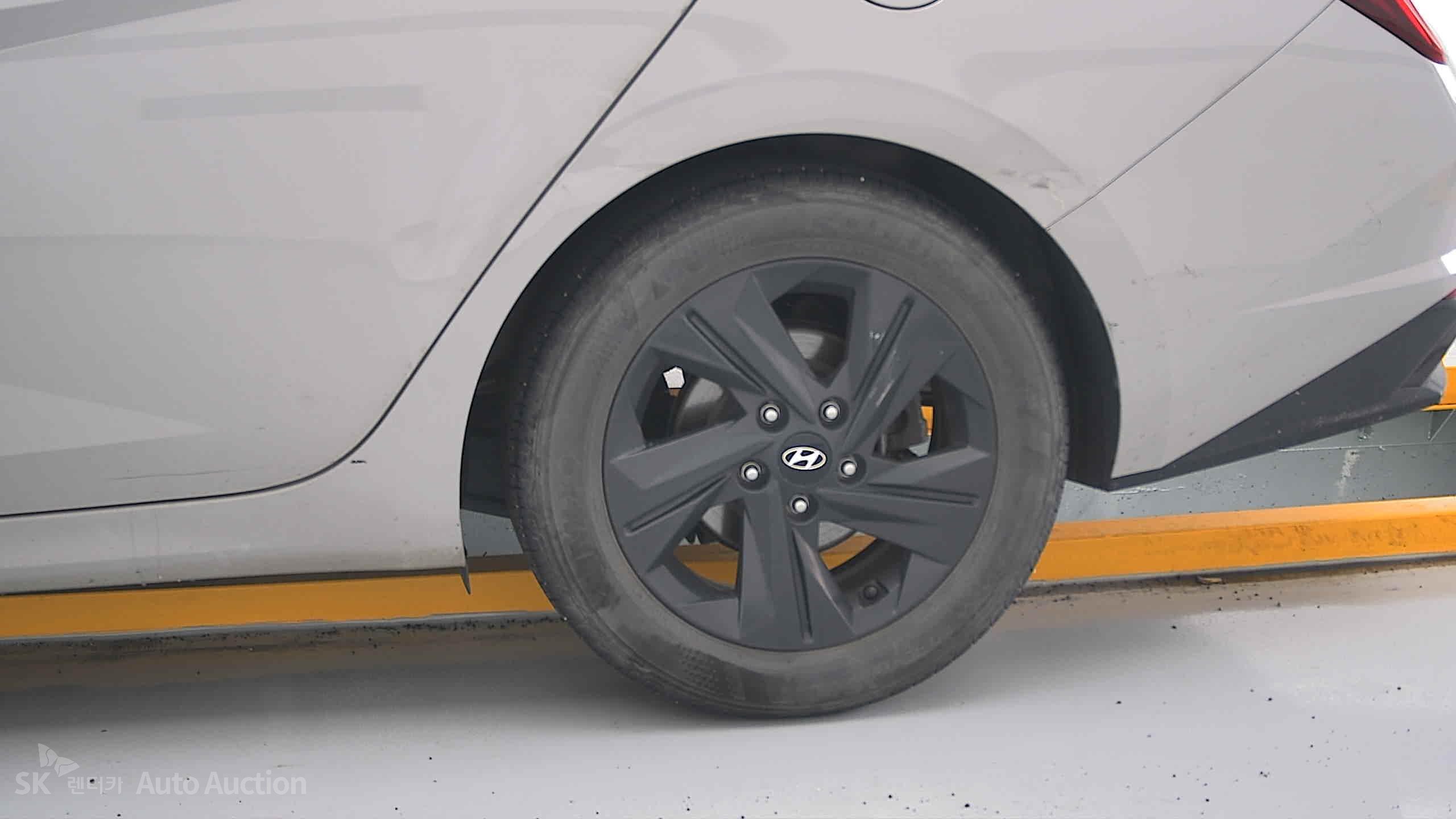2023 - hyundai avante