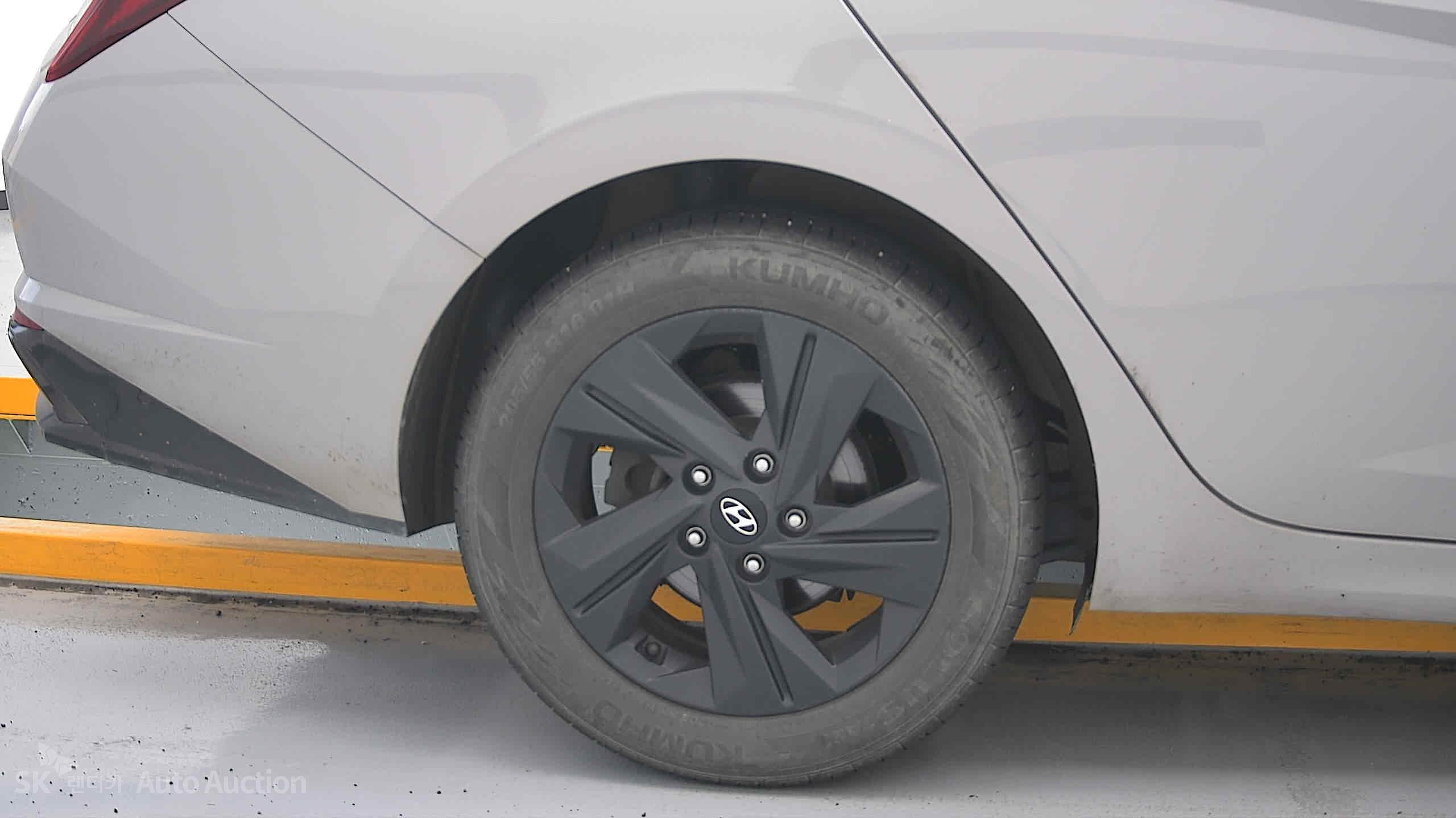 2023 - hyundai avante