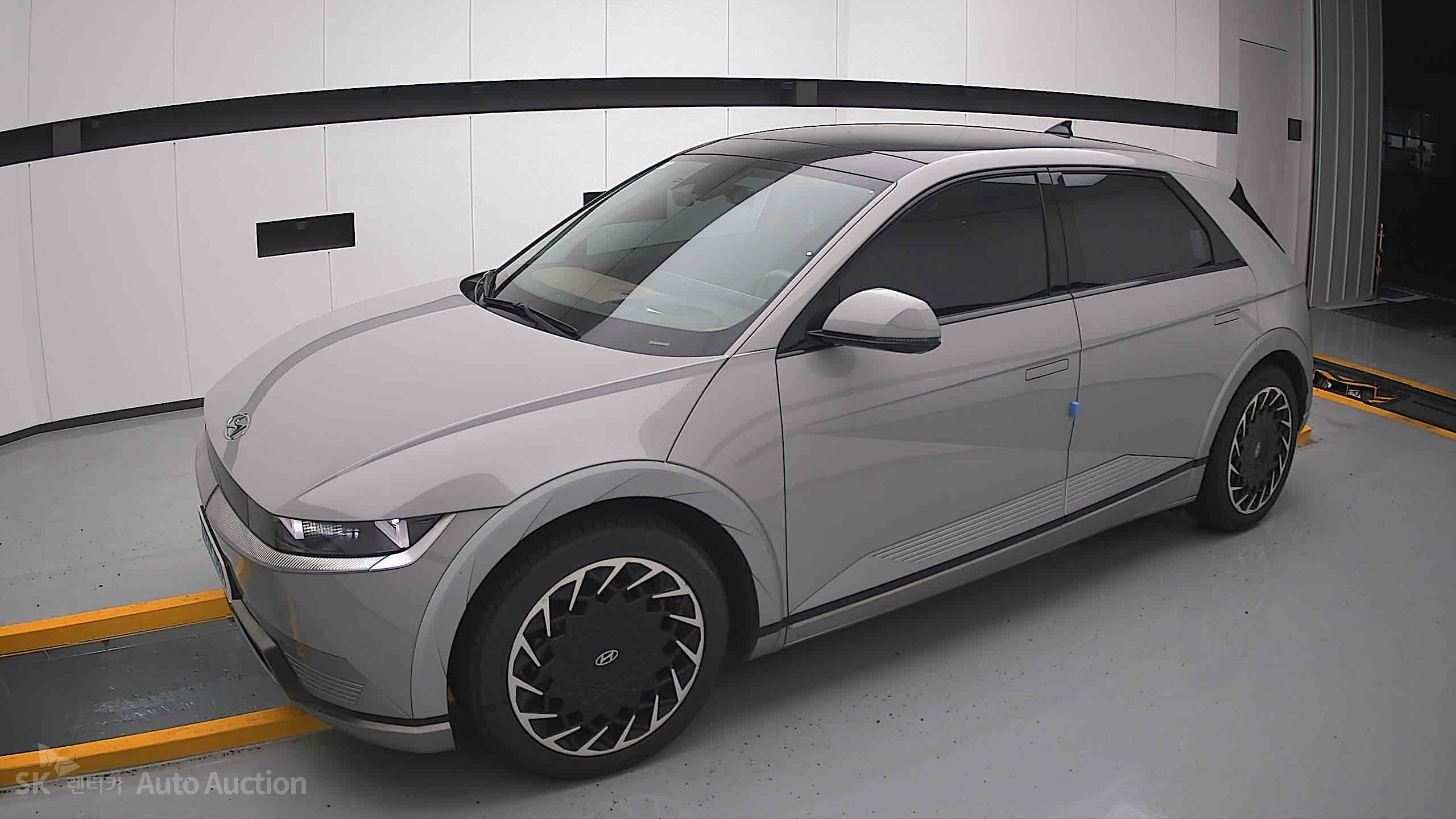 2023 - hyundai ioniq