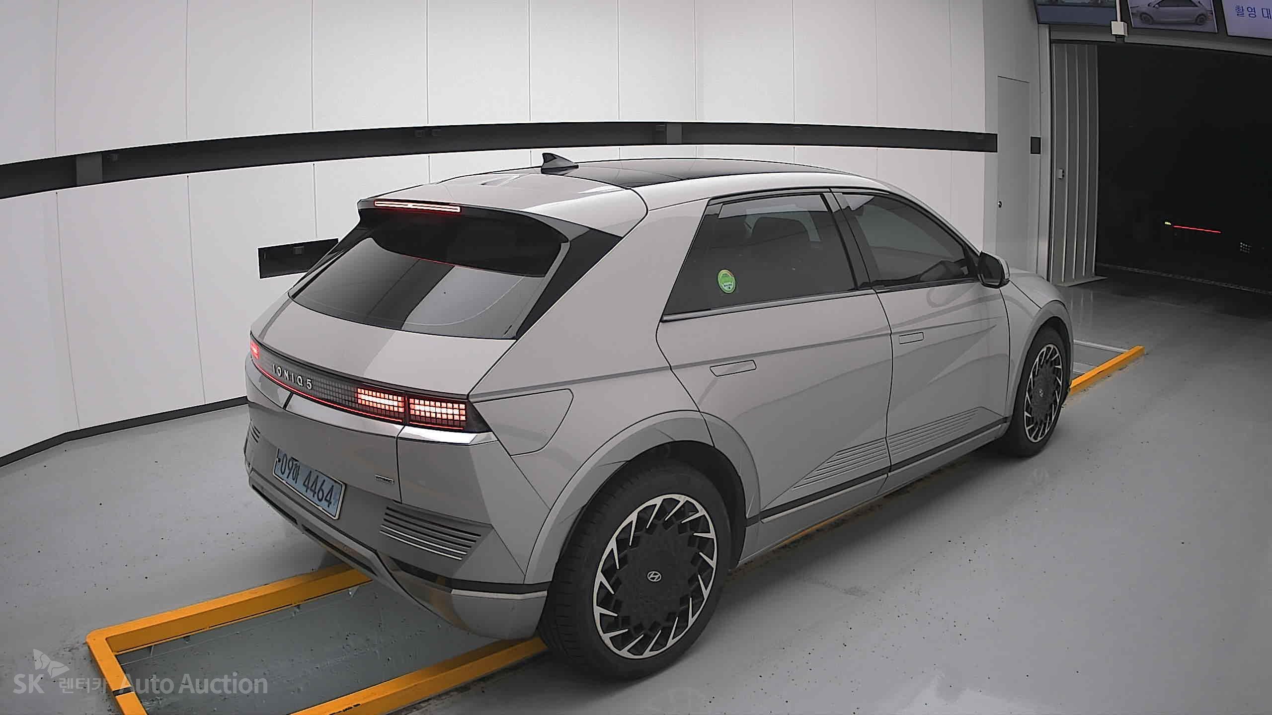 2023 - hyundai ioniq