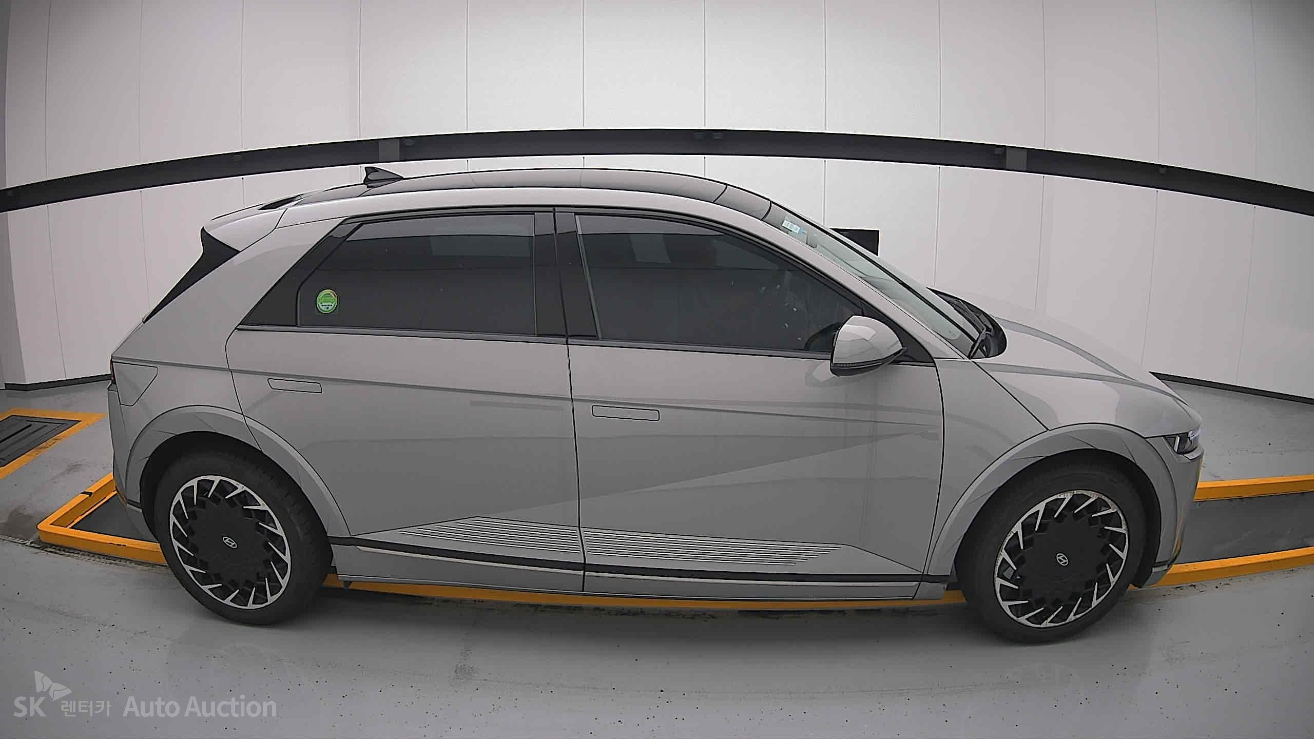 2023 - hyundai ioniq