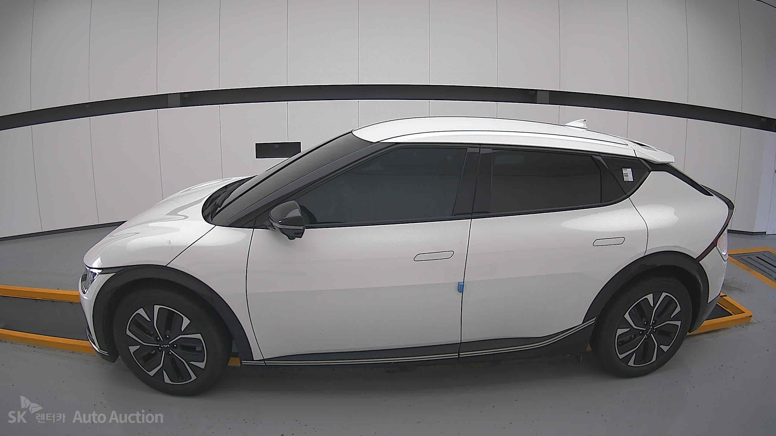 2022 - kia ev6