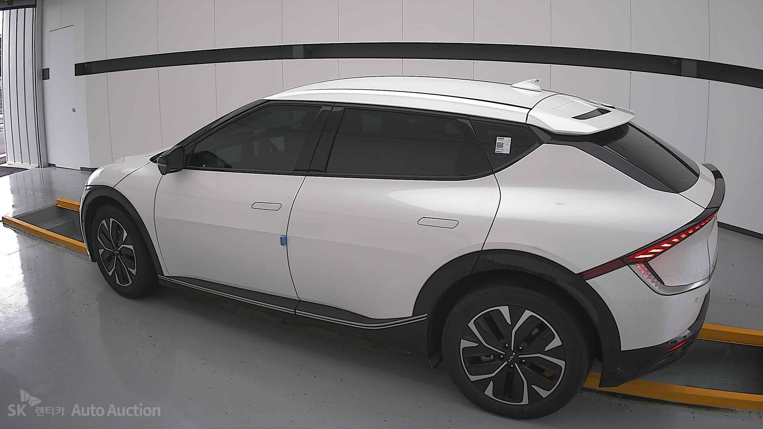 2022 - kia ev6