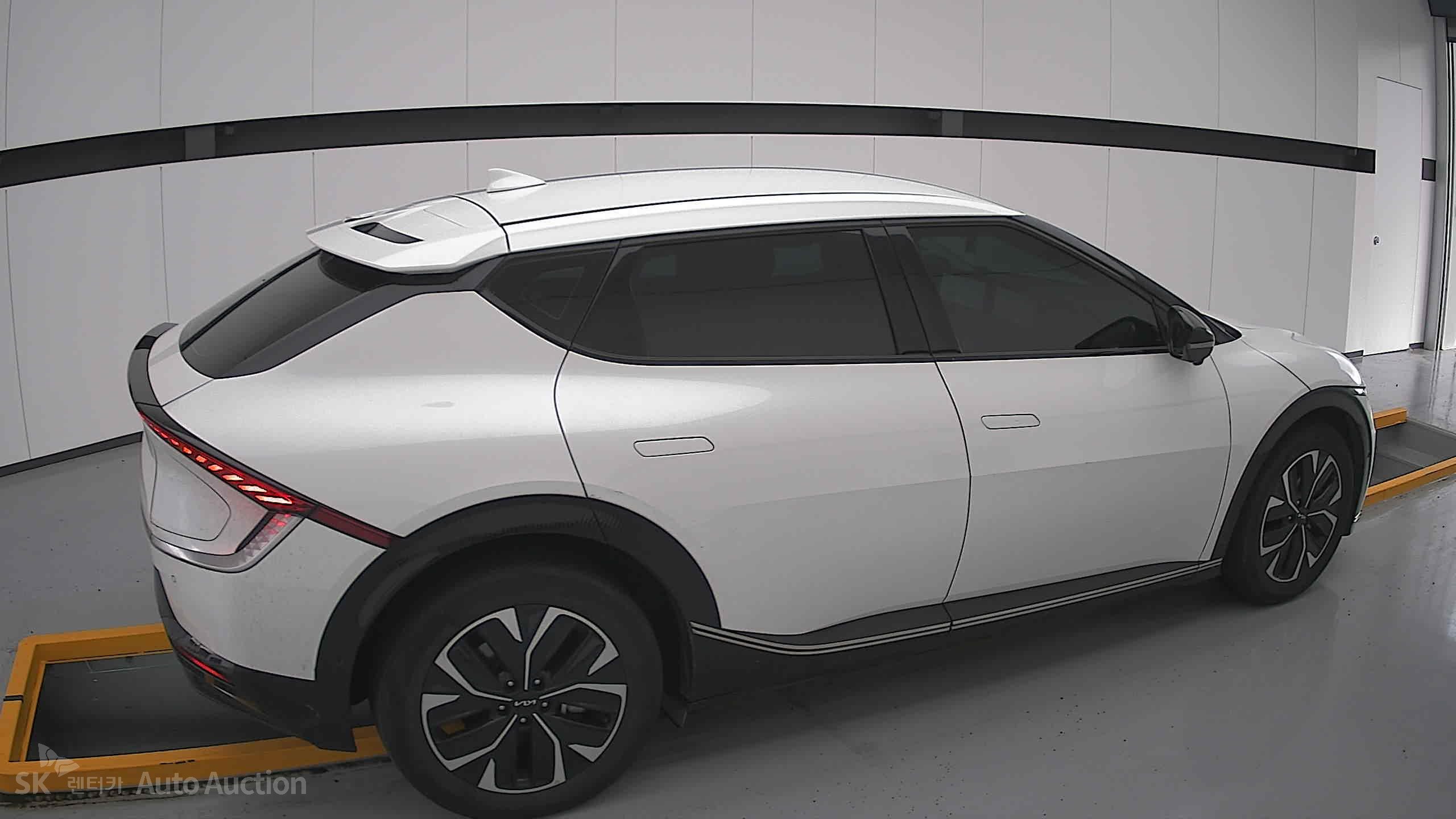 2022 - kia ev6