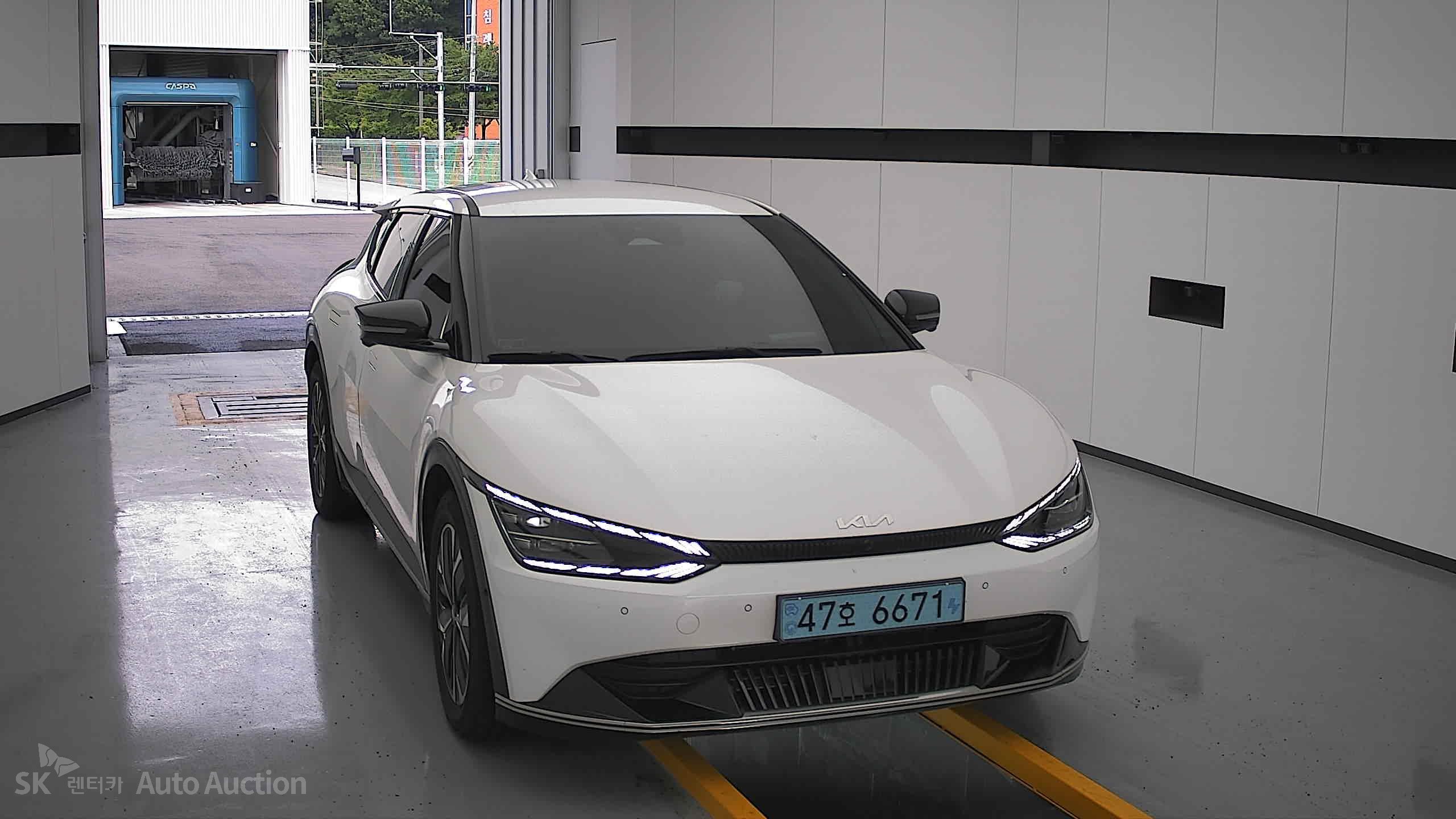 2022 - kia ev6