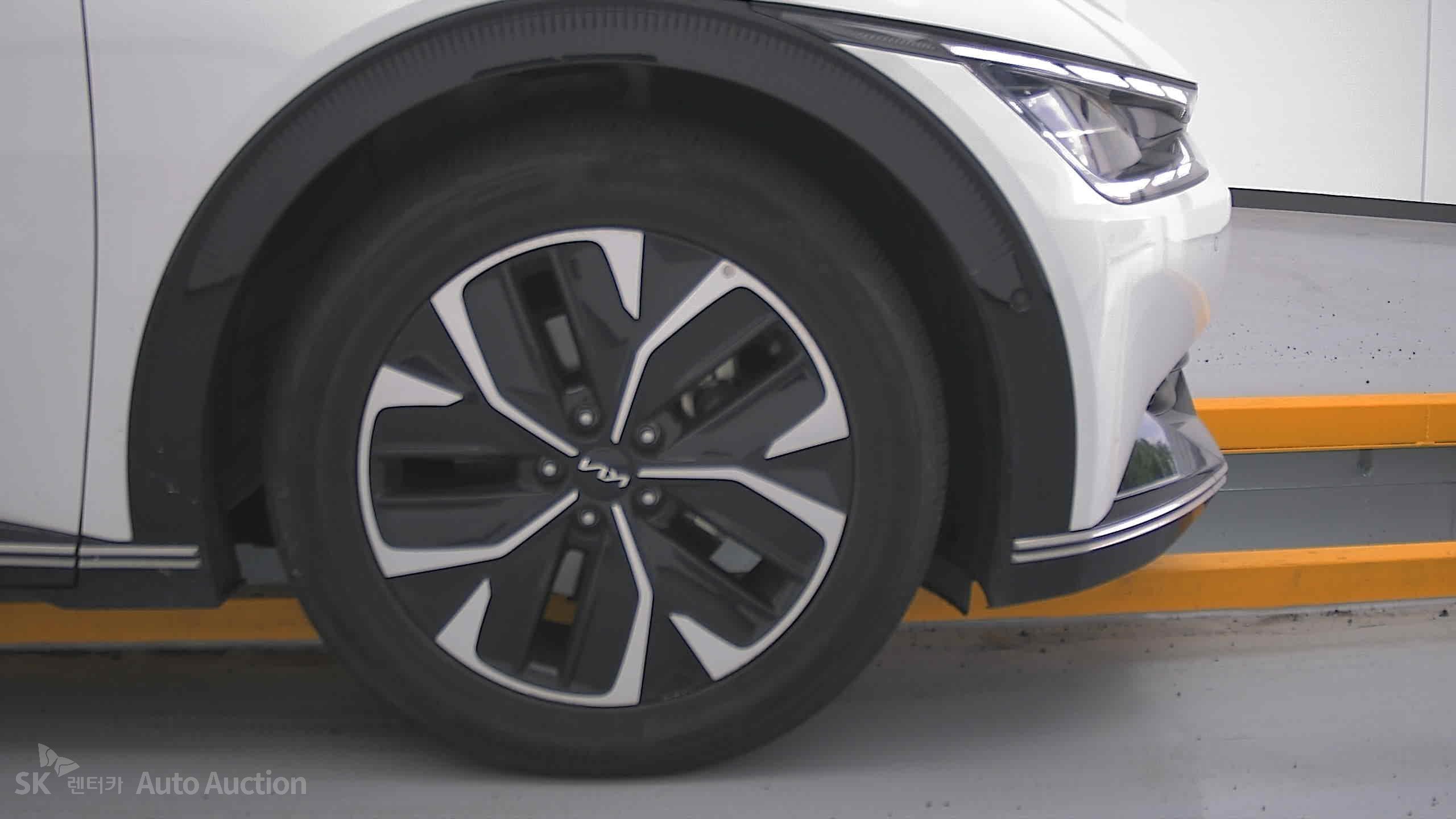 2022 - kia ev6