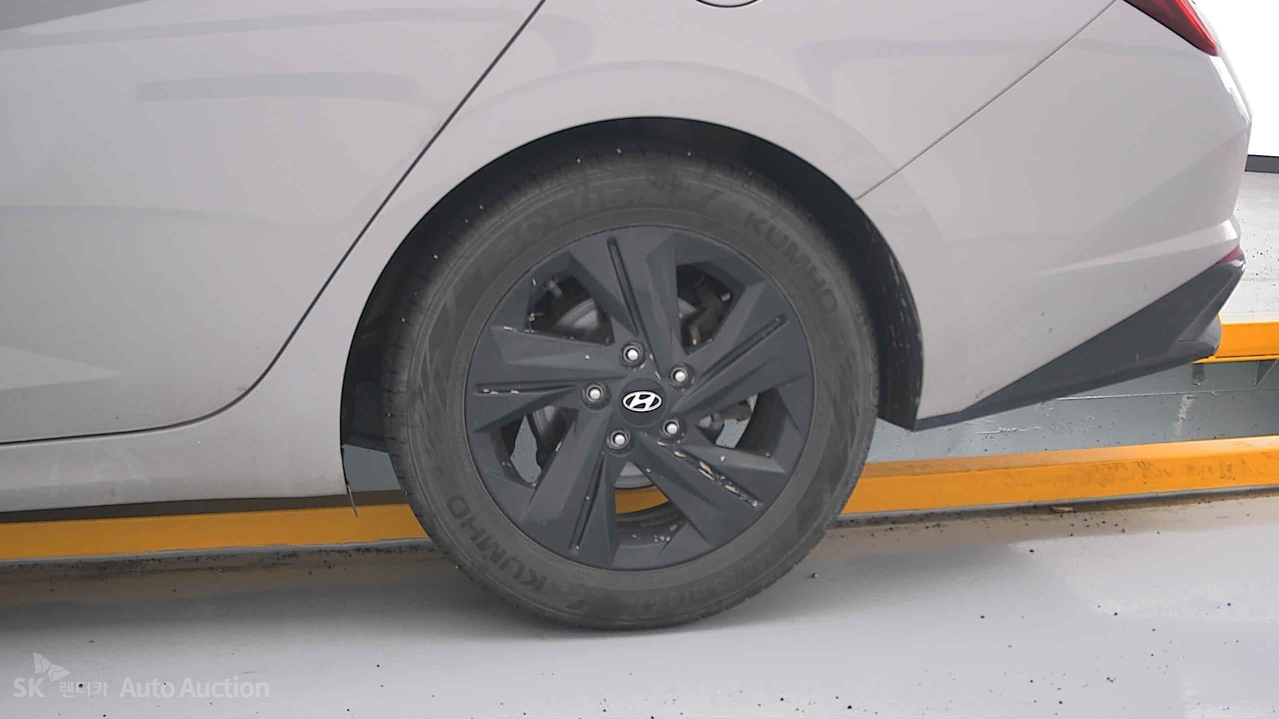 2023 - hyundai avante