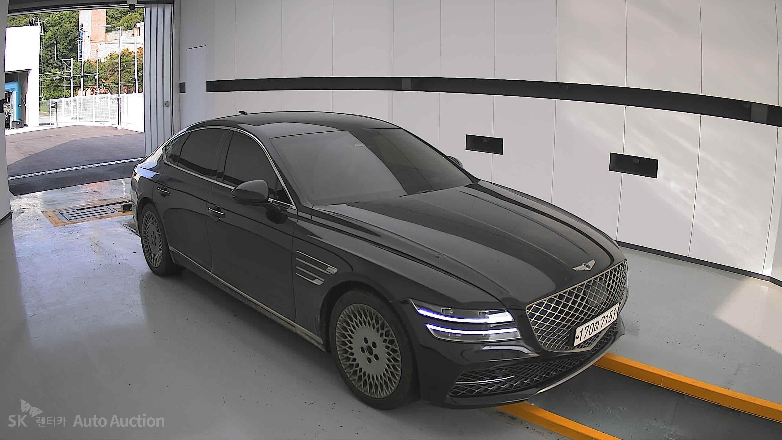 2021 - genesis g80