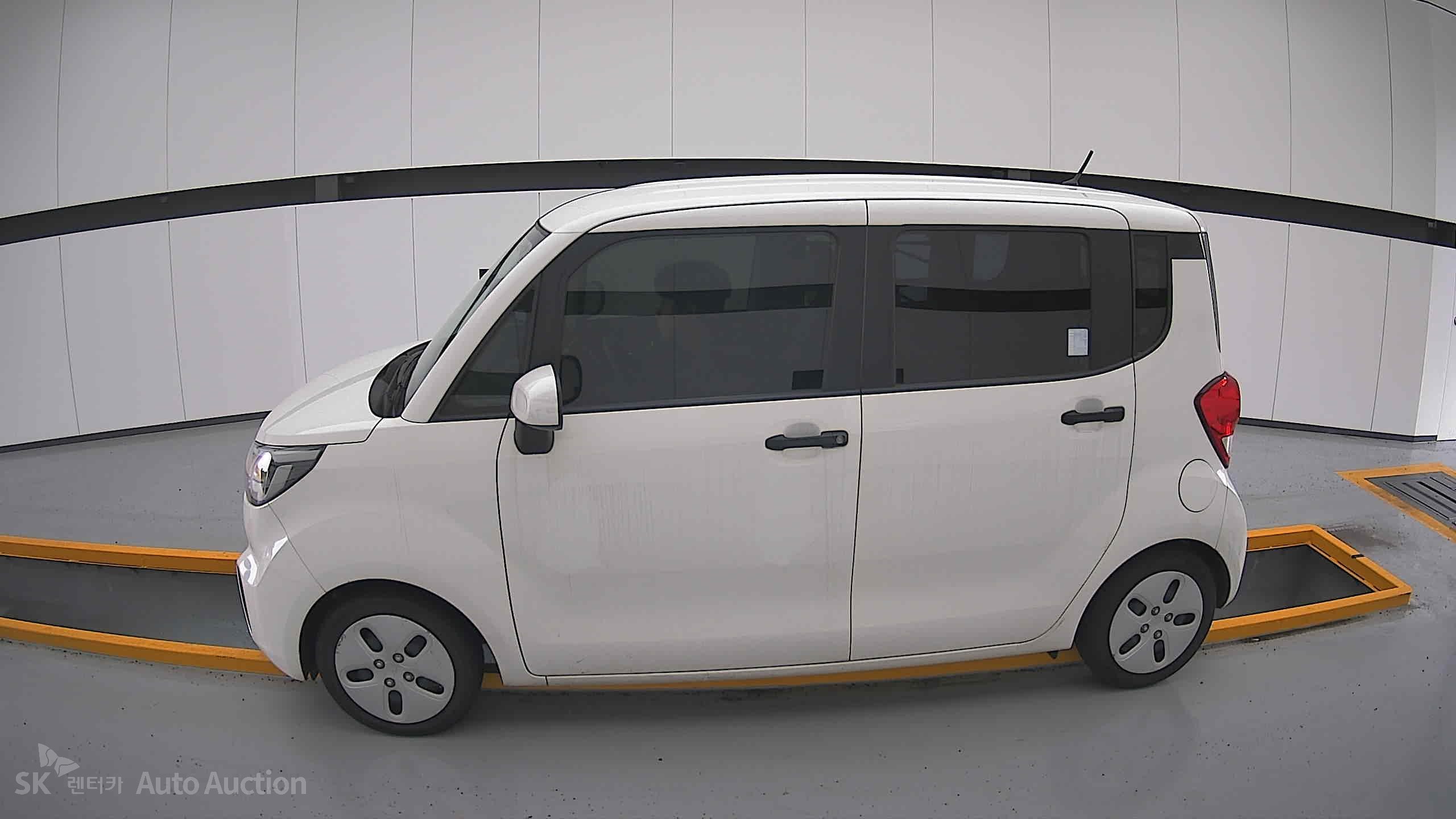2022 - kia ray