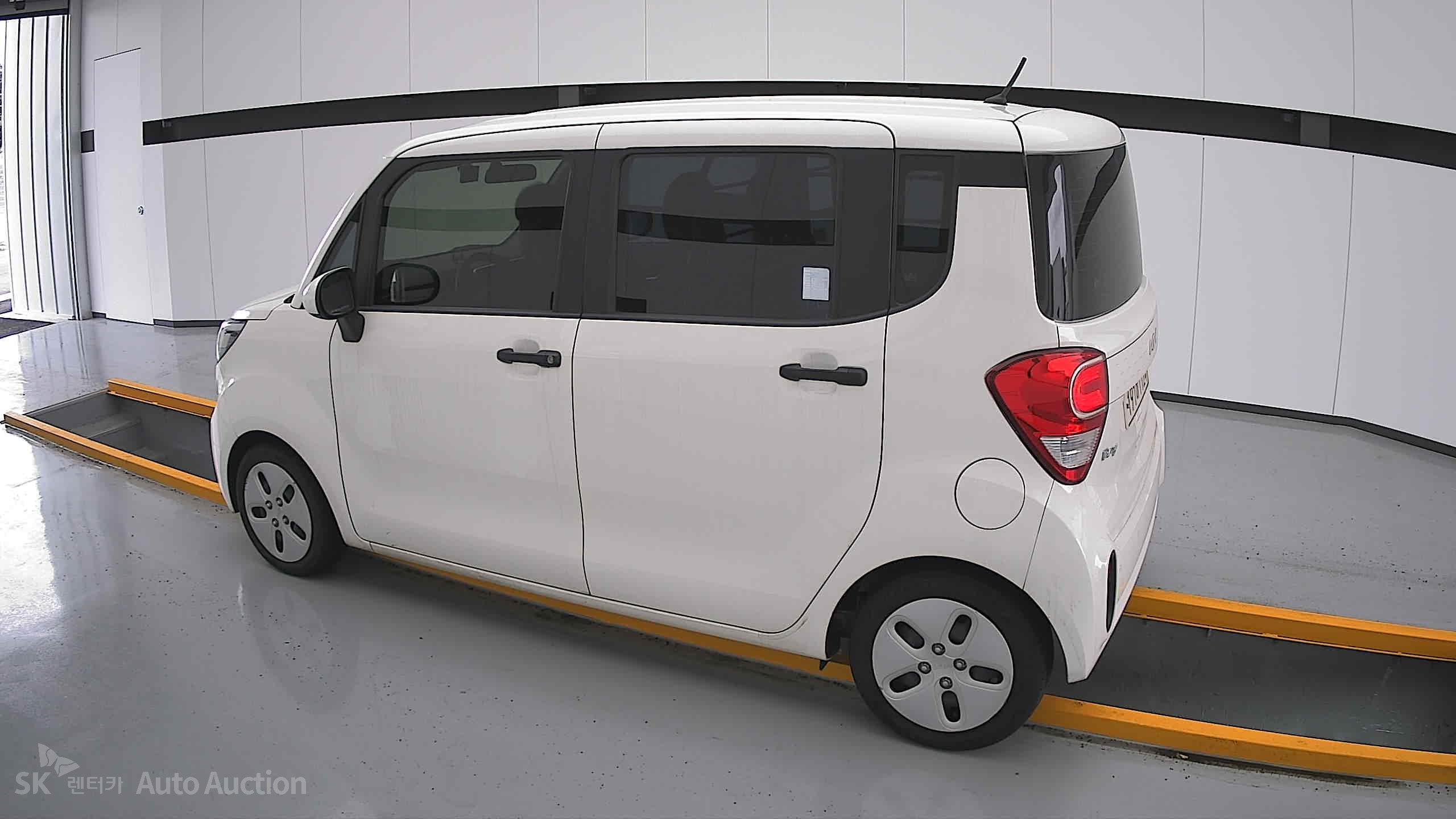 2022 - kia ray
