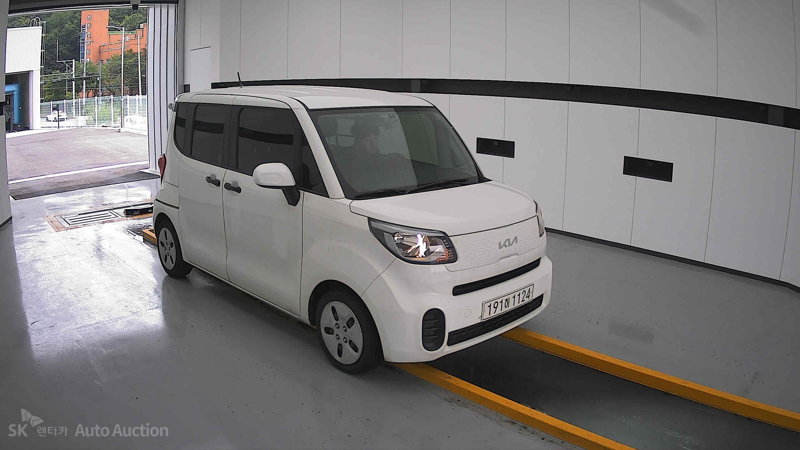 2022 - kia ray
