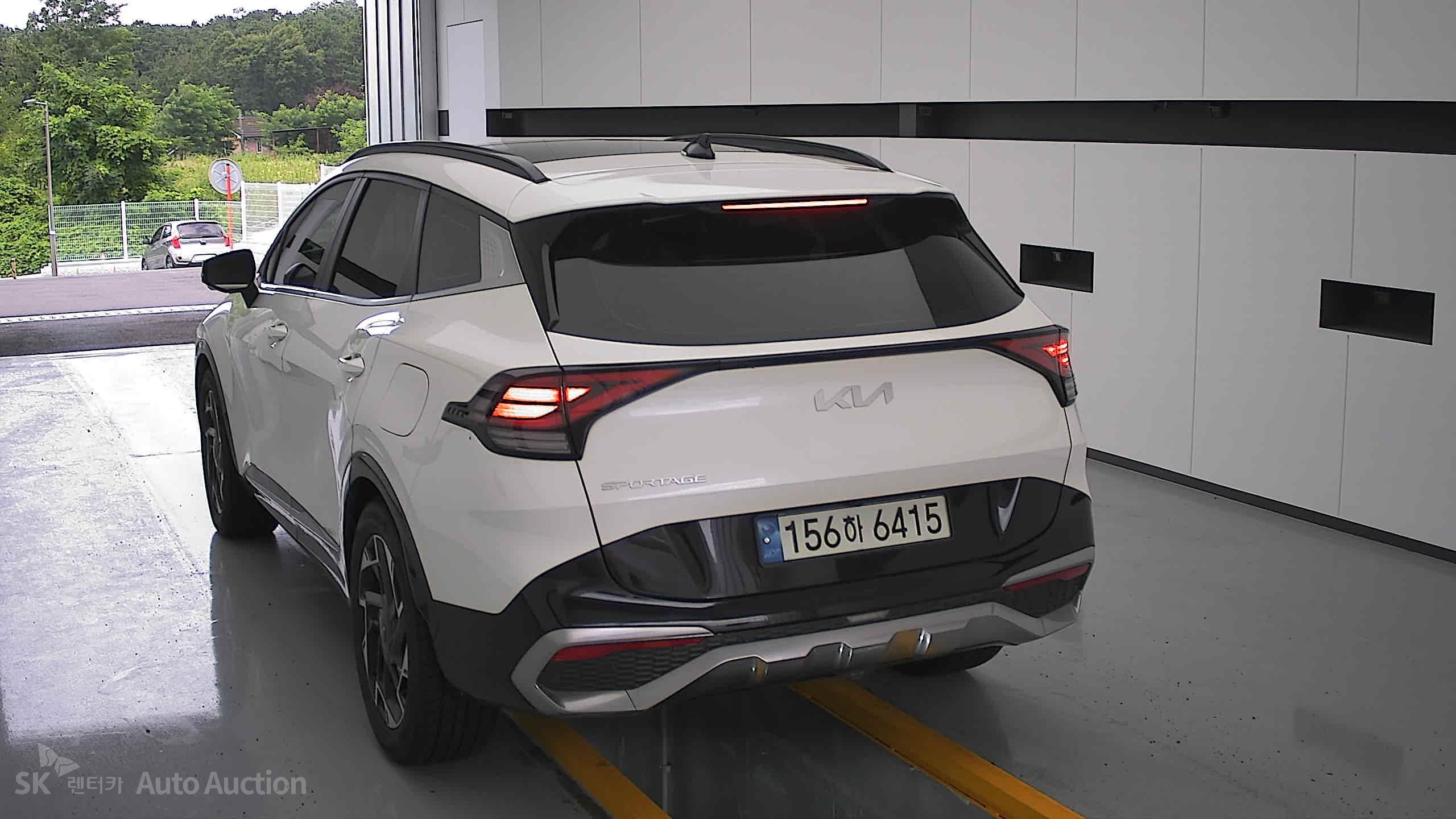 2022 - kia sportage