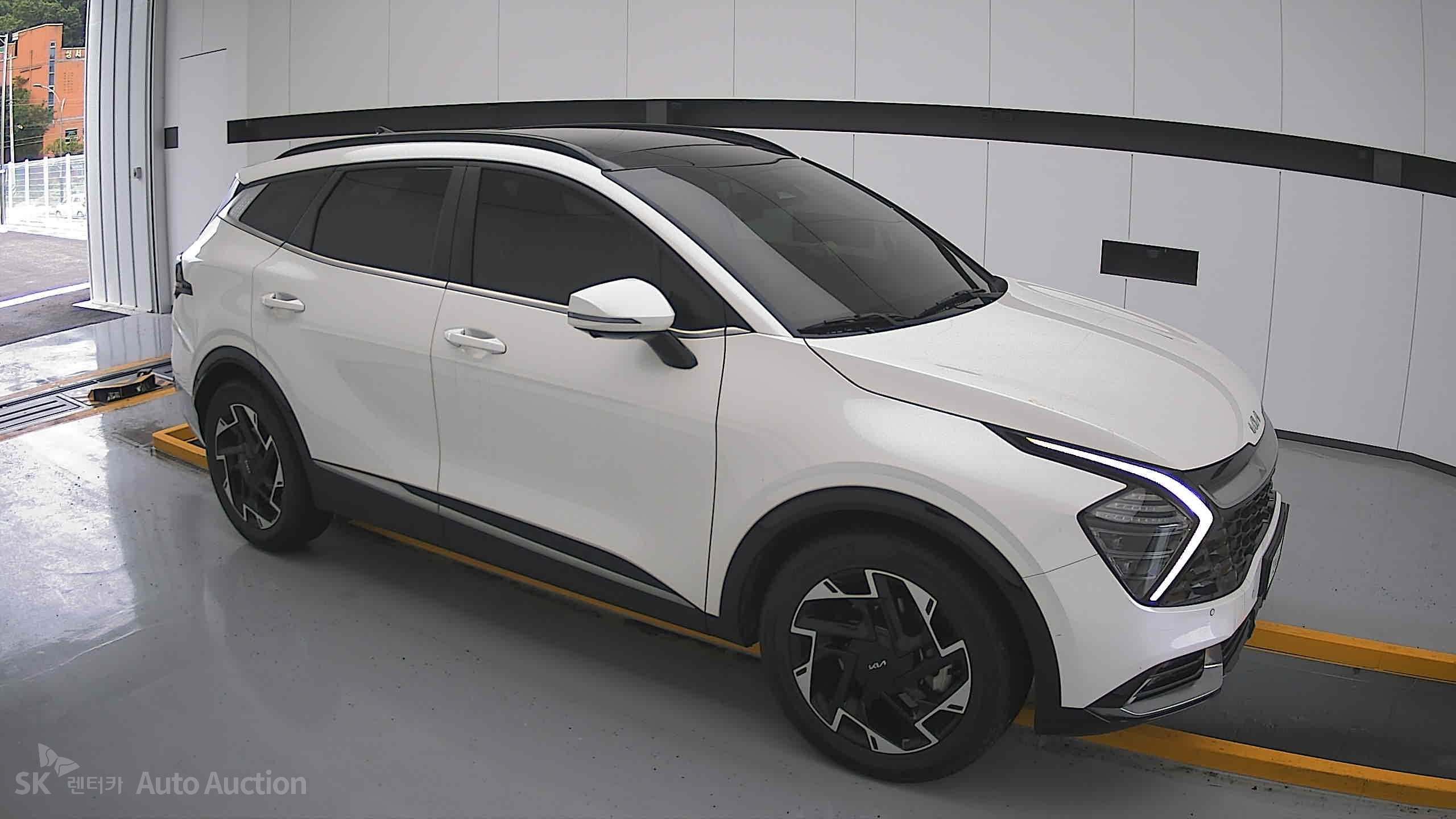 2022 - kia sportage
